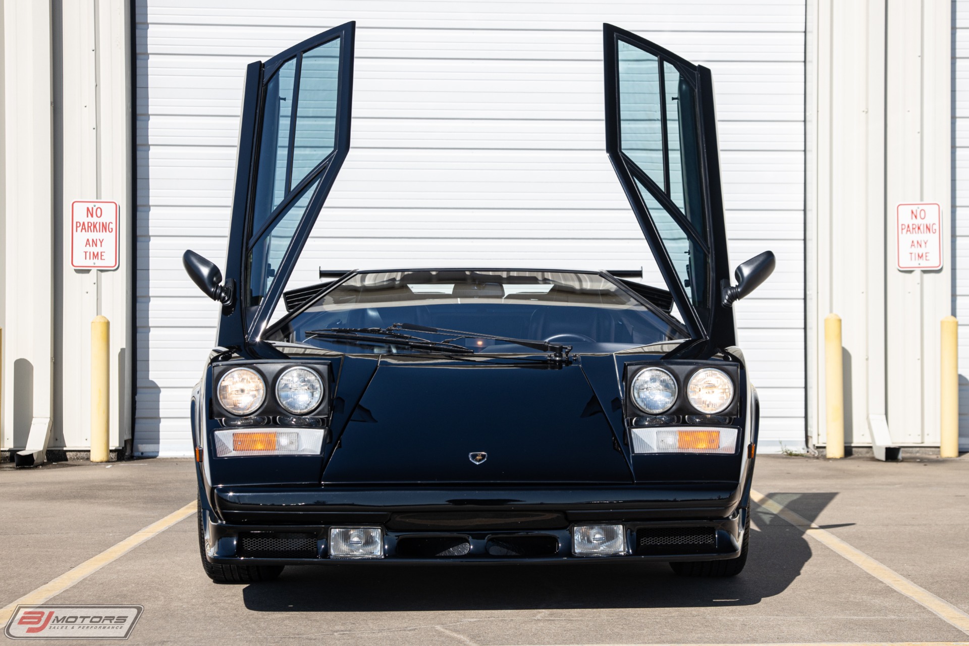 Used-1987-Lamborghini-Countach-LP5000-QV