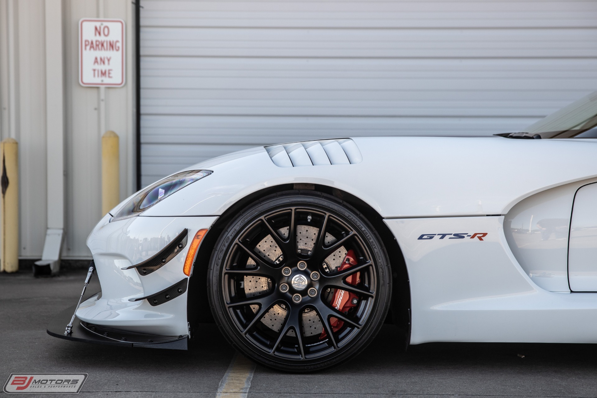 Used-2017-Dodge-Viper-GTS-R-Final-Edition