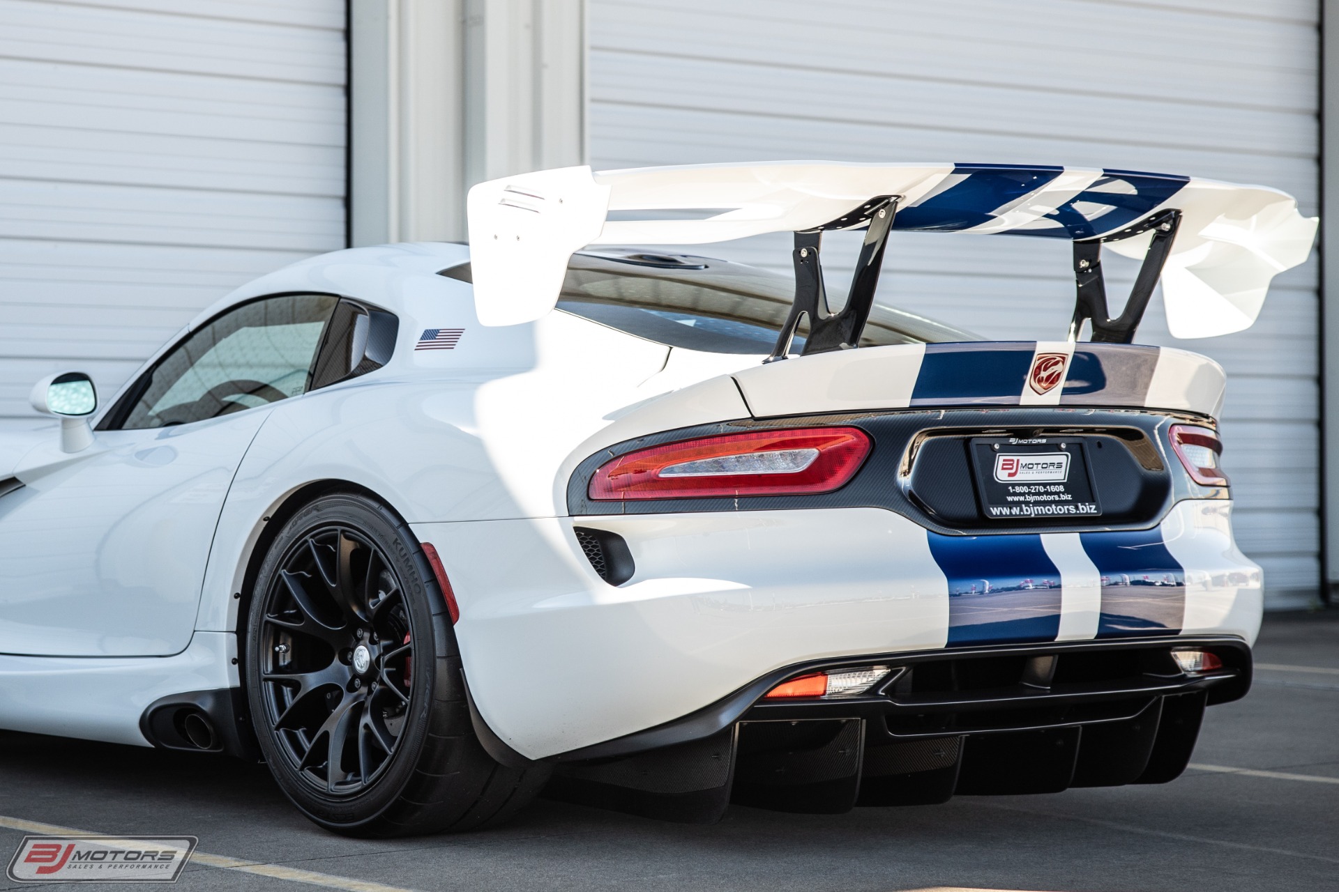 Used-2017-Dodge-Viper-GTS-R-Final-Edition