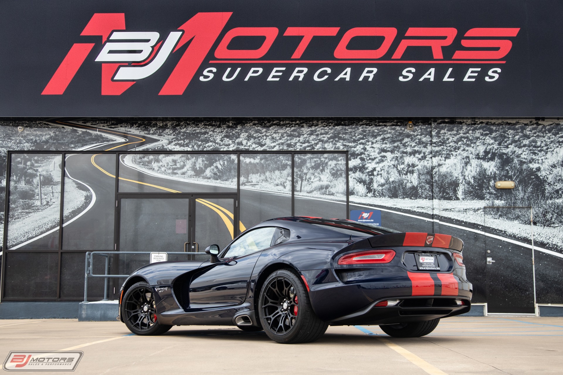 Used-2016-Dodge-Viper-GT