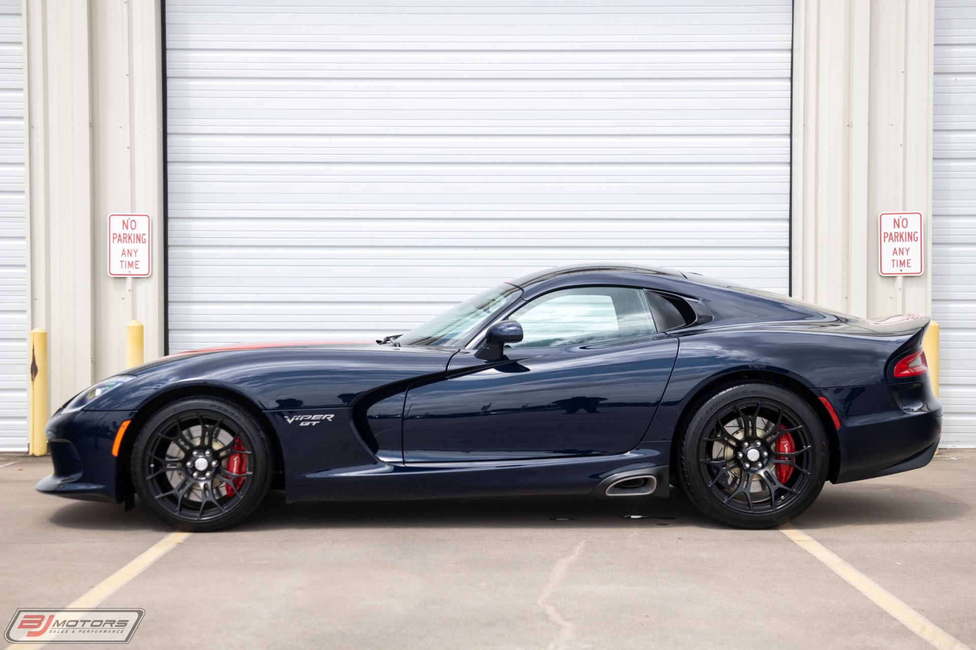 Used-2016-Dodge-Viper-GT