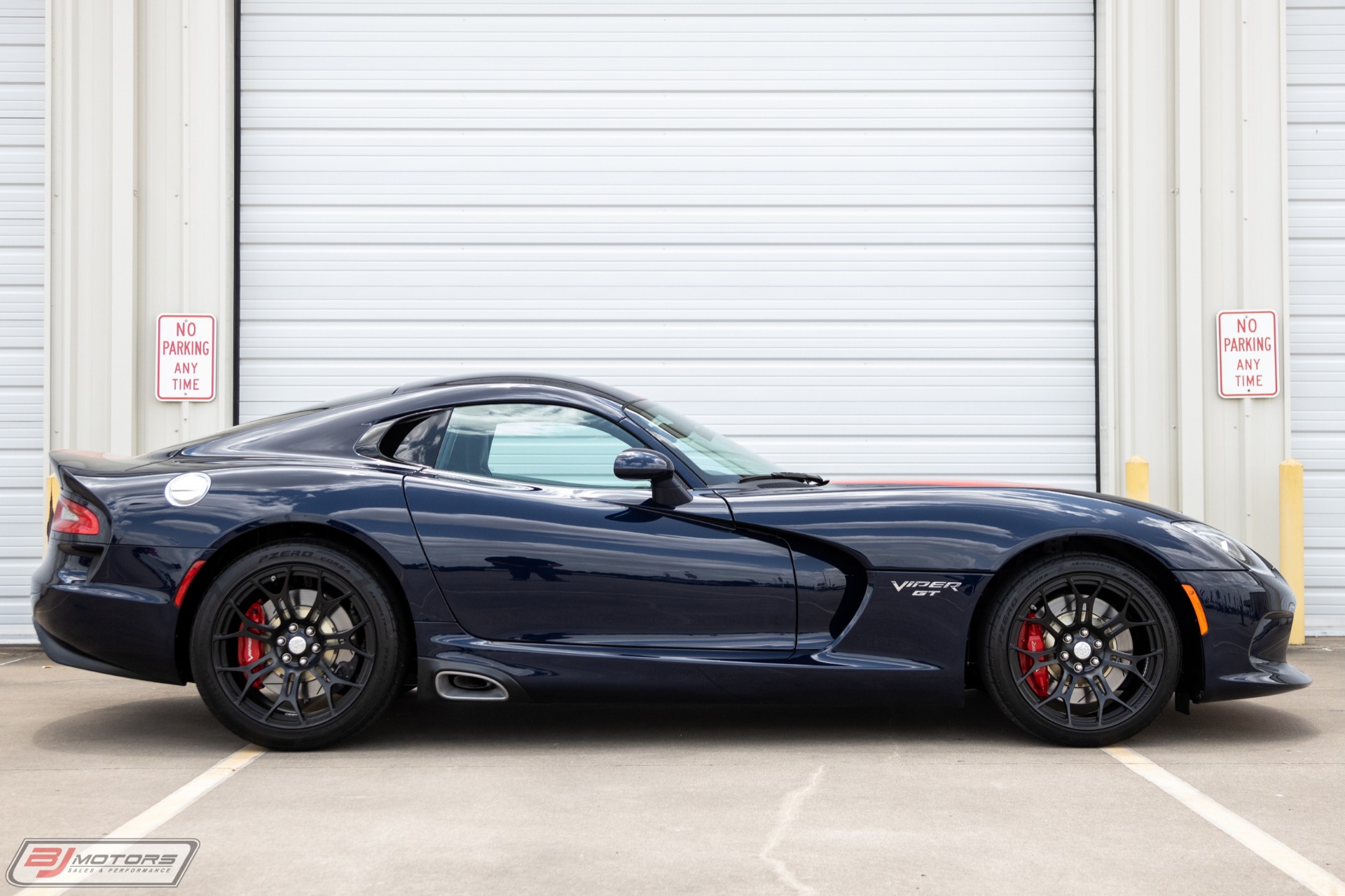 Used-2016-Dodge-Viper-GT