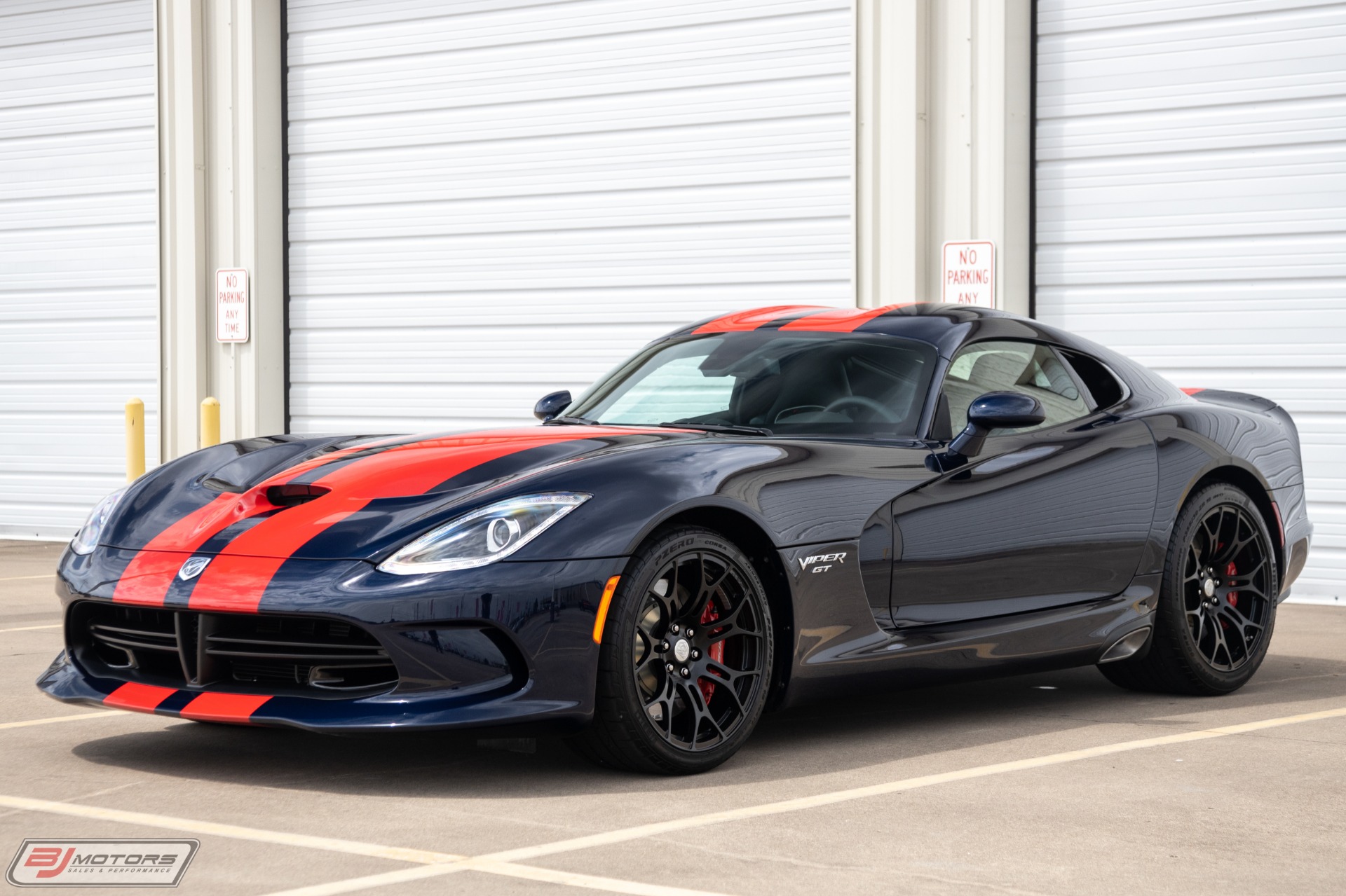 Used-2016-Dodge-Viper-GT