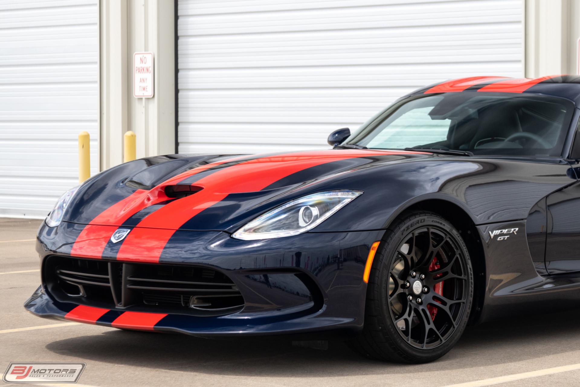 Used-2016-Dodge-Viper-GT