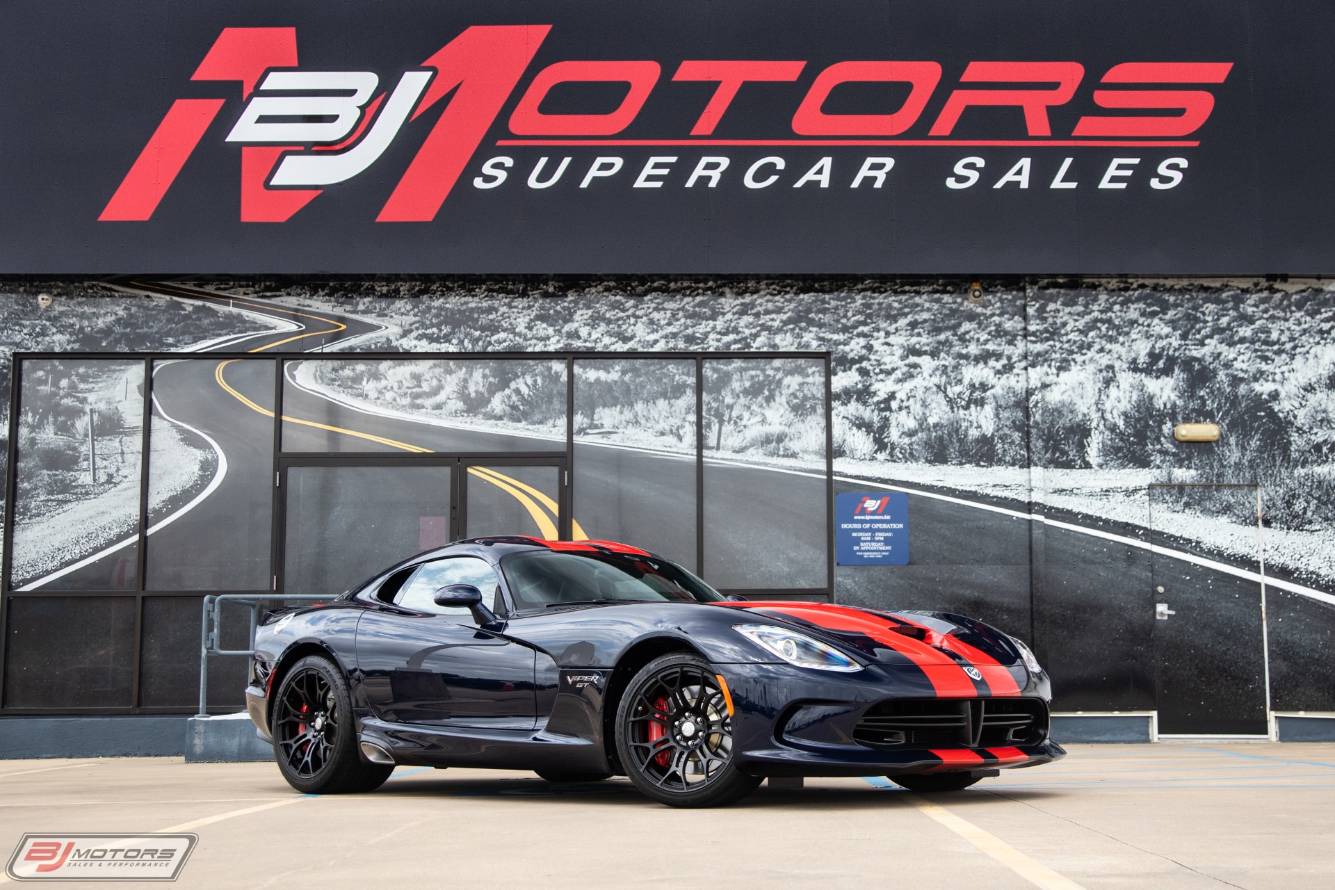 Used-2016-Dodge-Viper-GT