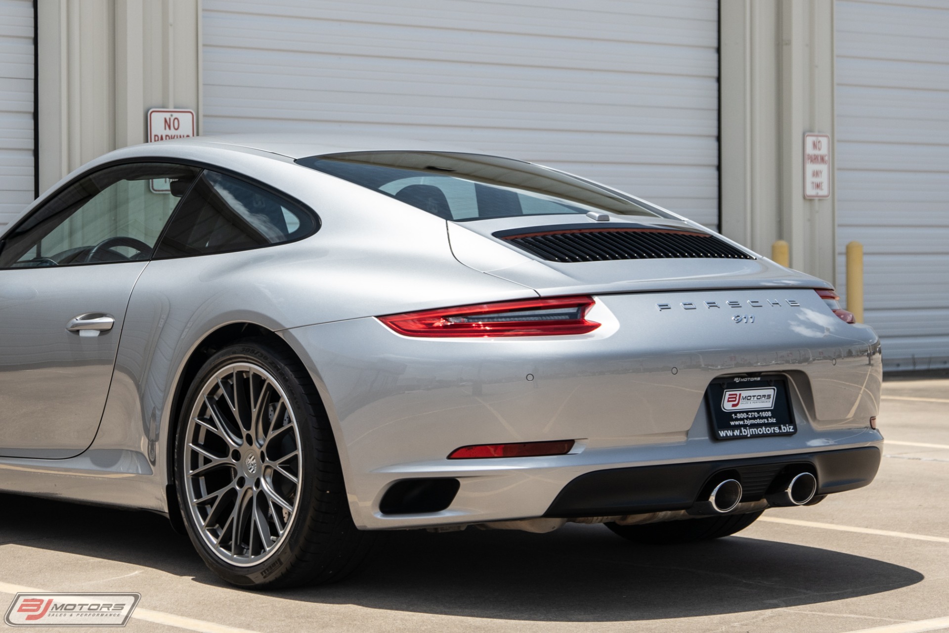 Used-2017-Porsche-911-Carrera