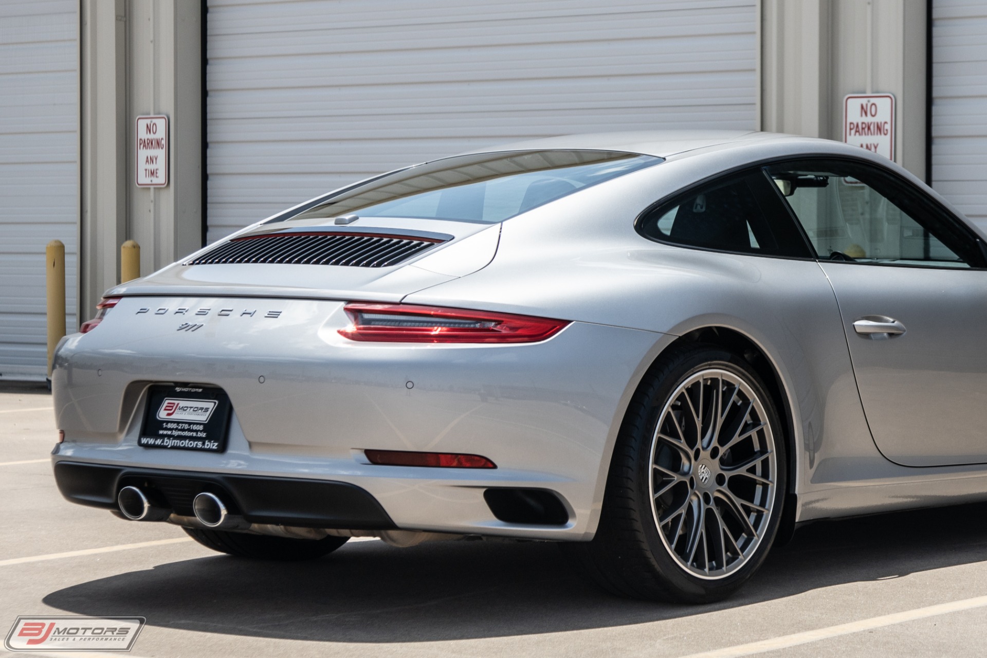 Used-2017-Porsche-911-Carrera