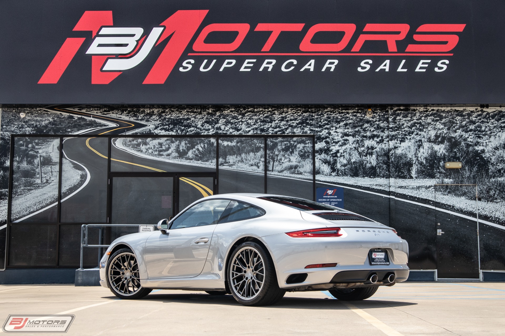 Used-2017-Porsche-911-Carrera