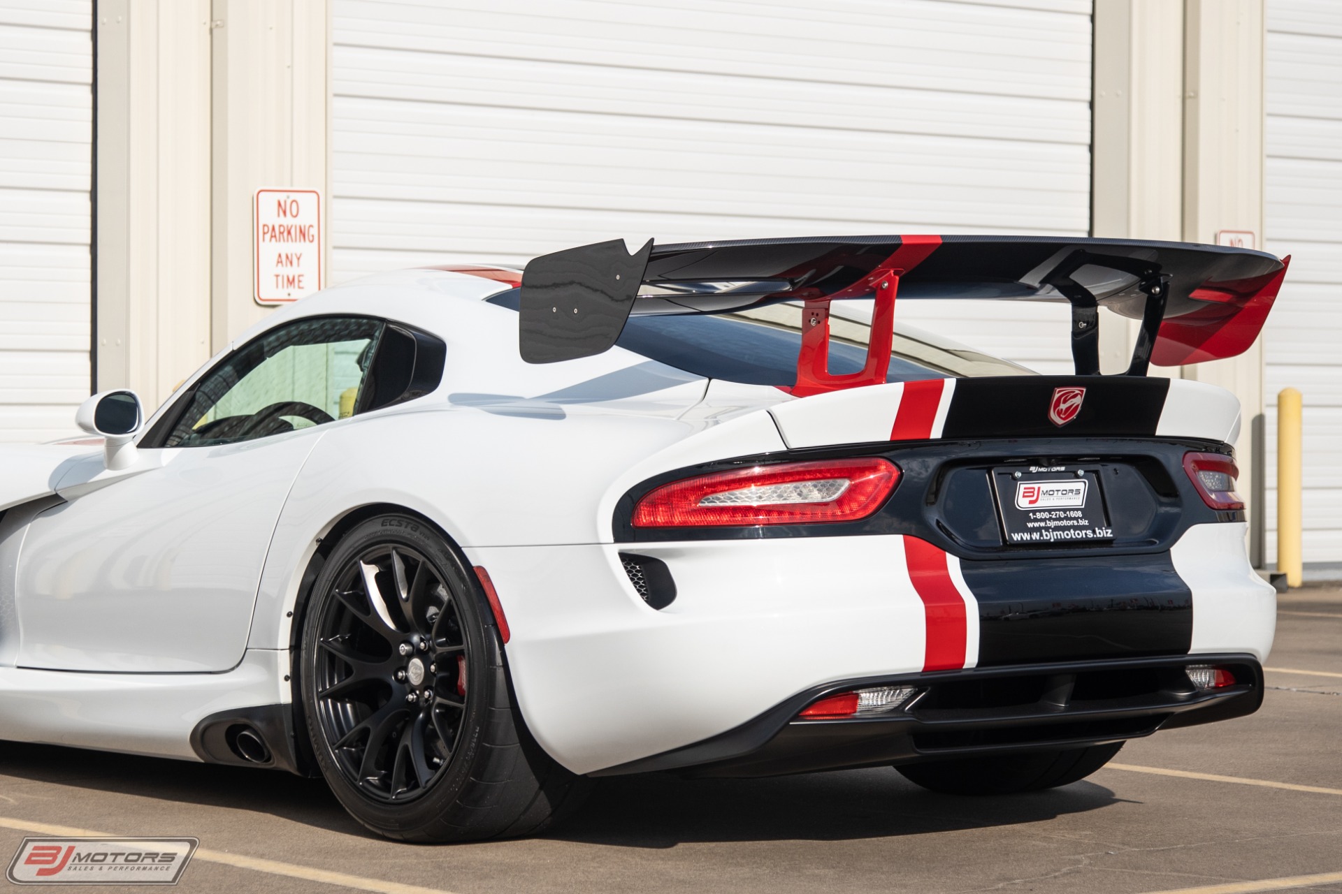 Used-2016-Dodge-Viper-ACR