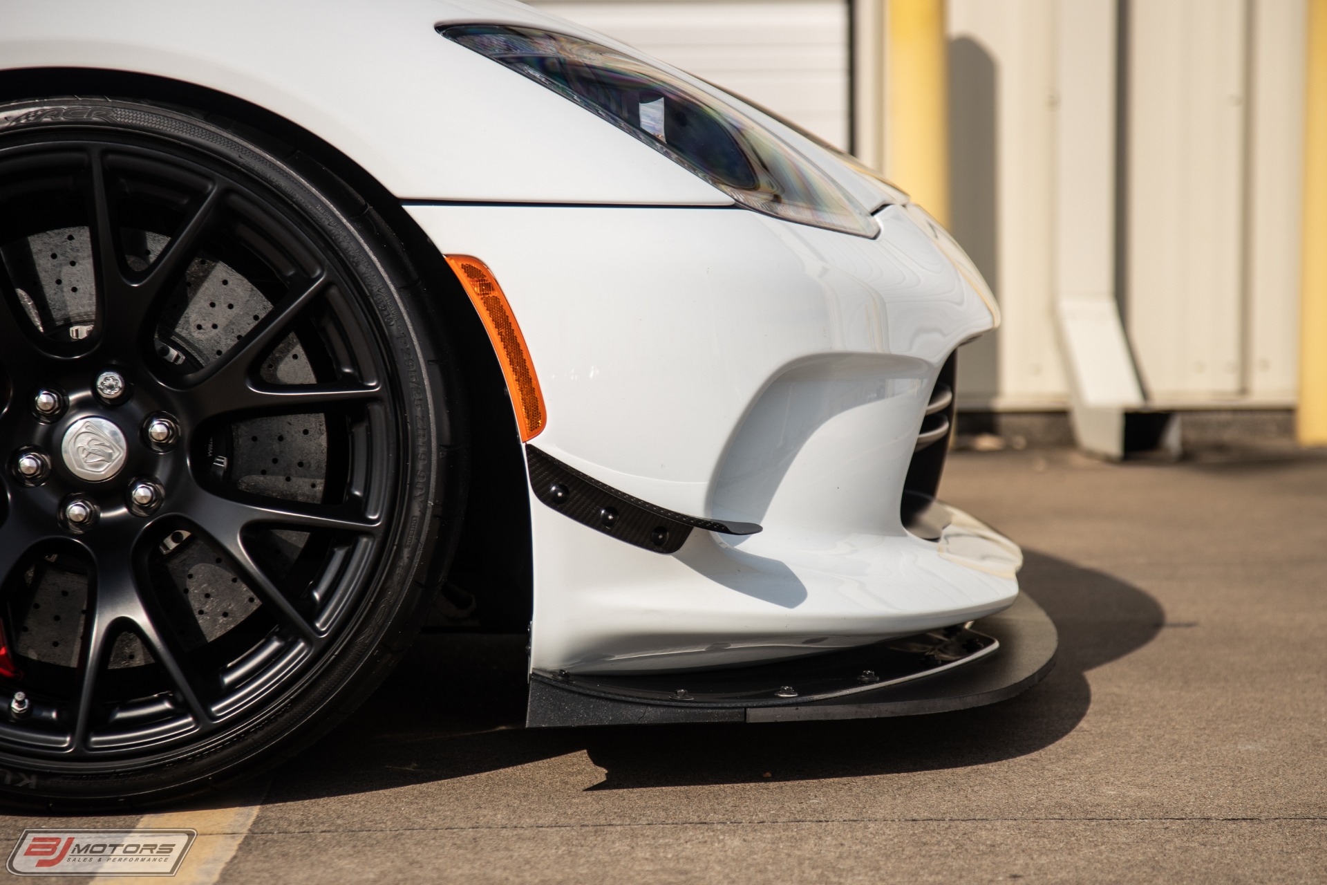 Used-2016-Dodge-Viper-ACR