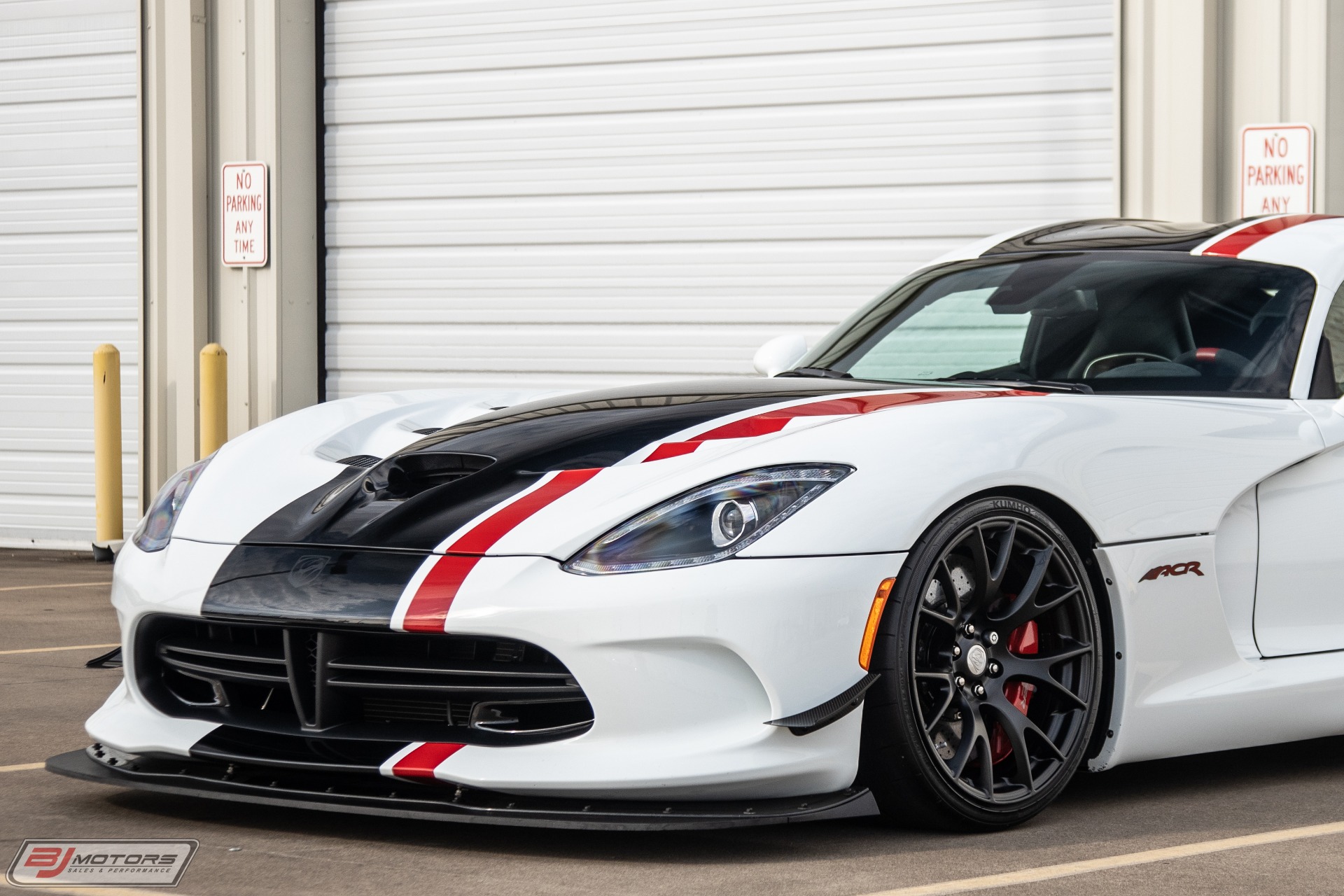 Used-2016-Dodge-Viper-ACR