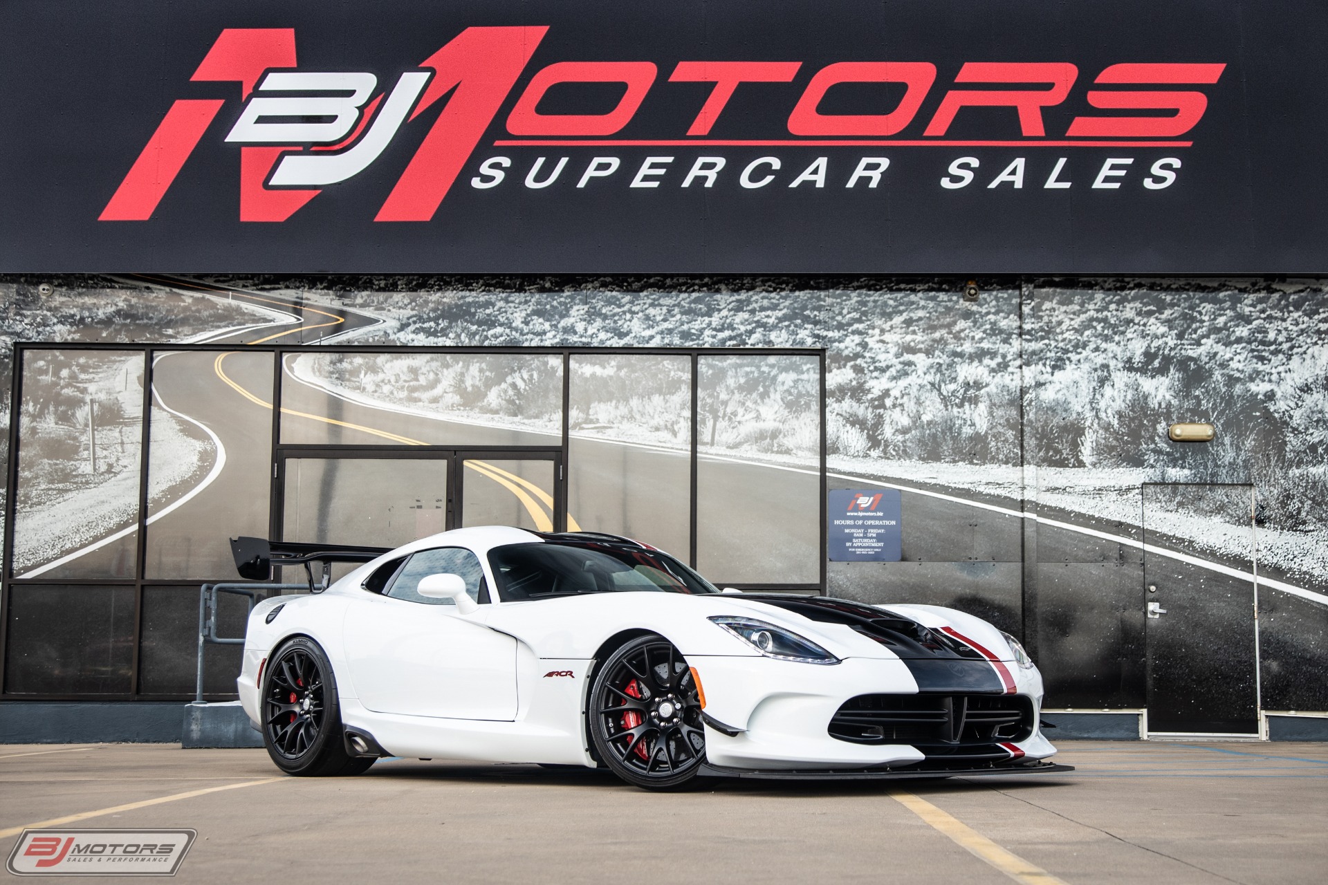 Used-2016-Dodge-Viper-ACR