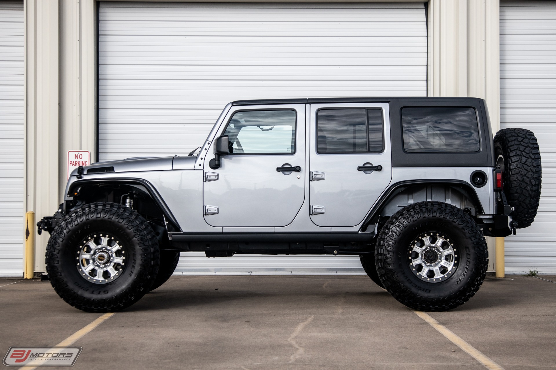Used-2015-Jeep-Wrangler-Unlimited-Rubicon-LS7-Conversion