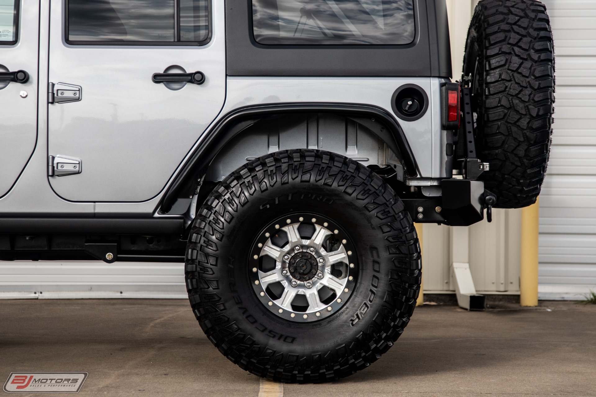 Used-2015-Jeep-Wrangler-Unlimited-Rubicon-LS7-Conversion