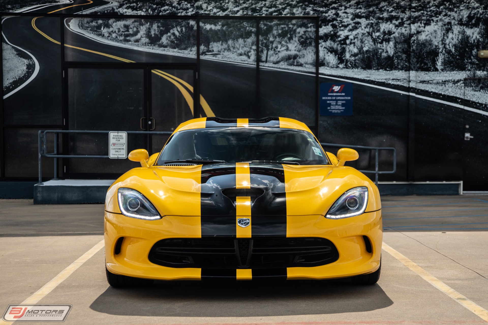 Used-2013-Dodge-Viper-GTS