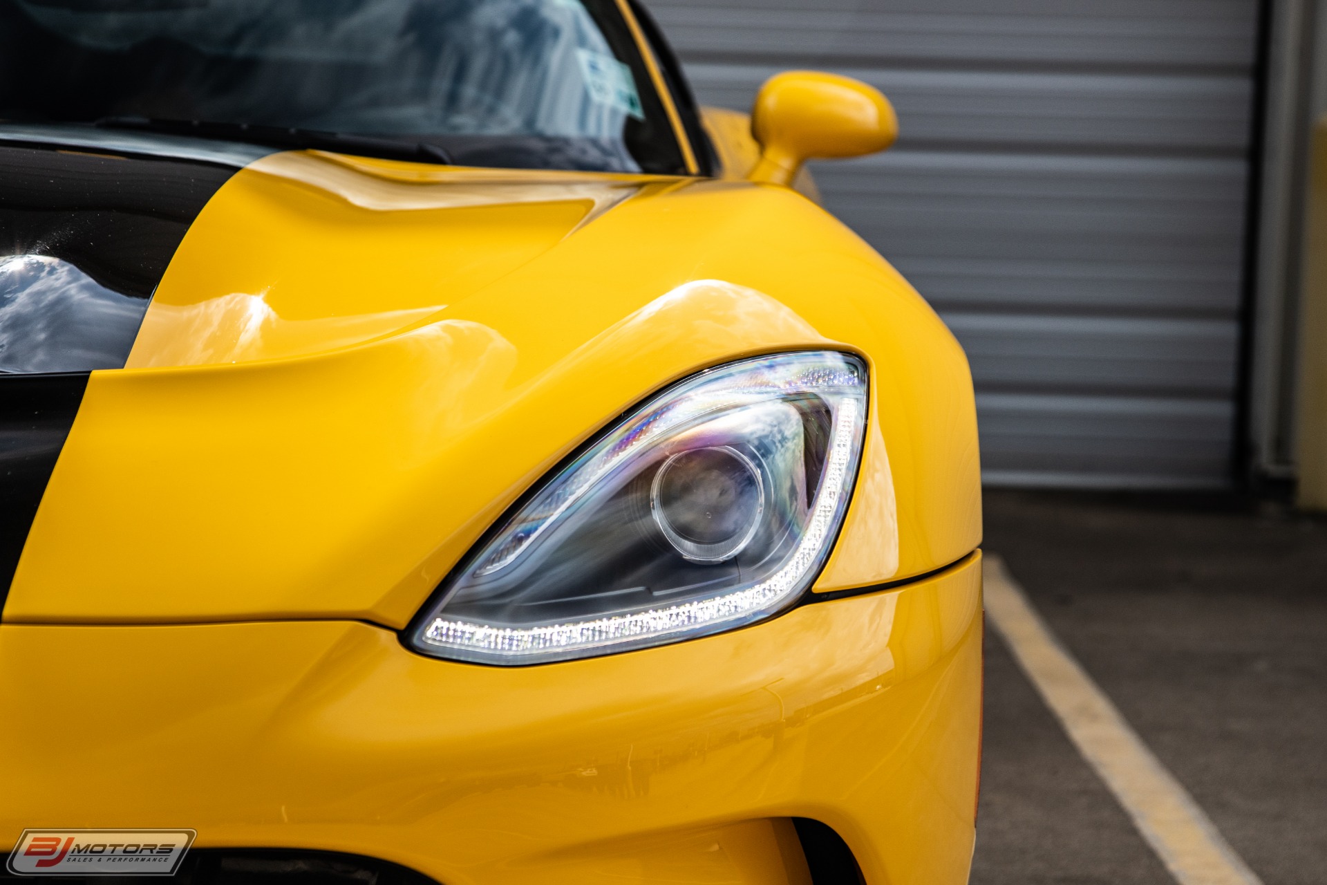 Used-2013-Dodge-Viper-GTS