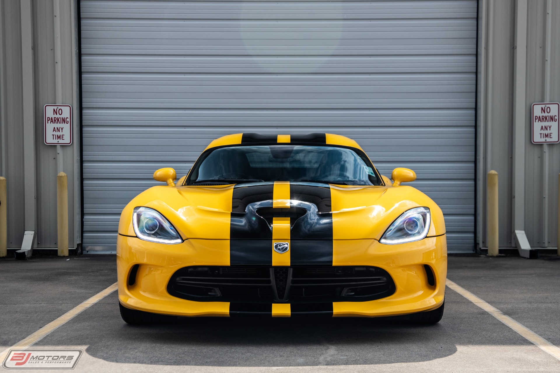 Used-2013-Dodge-Viper-GTS