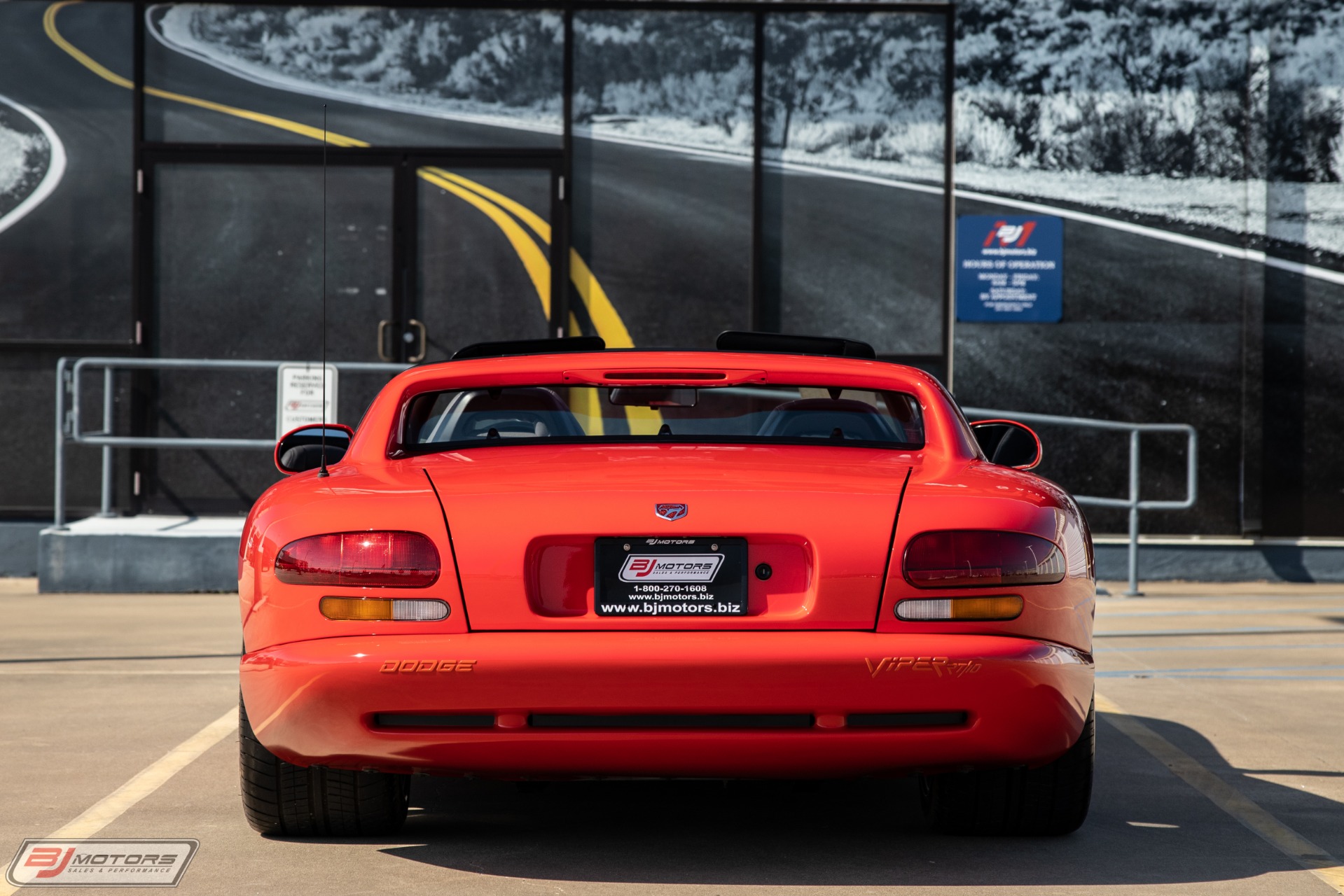 Used-1992-Dodge-Viper-RT/10-with-83-miles