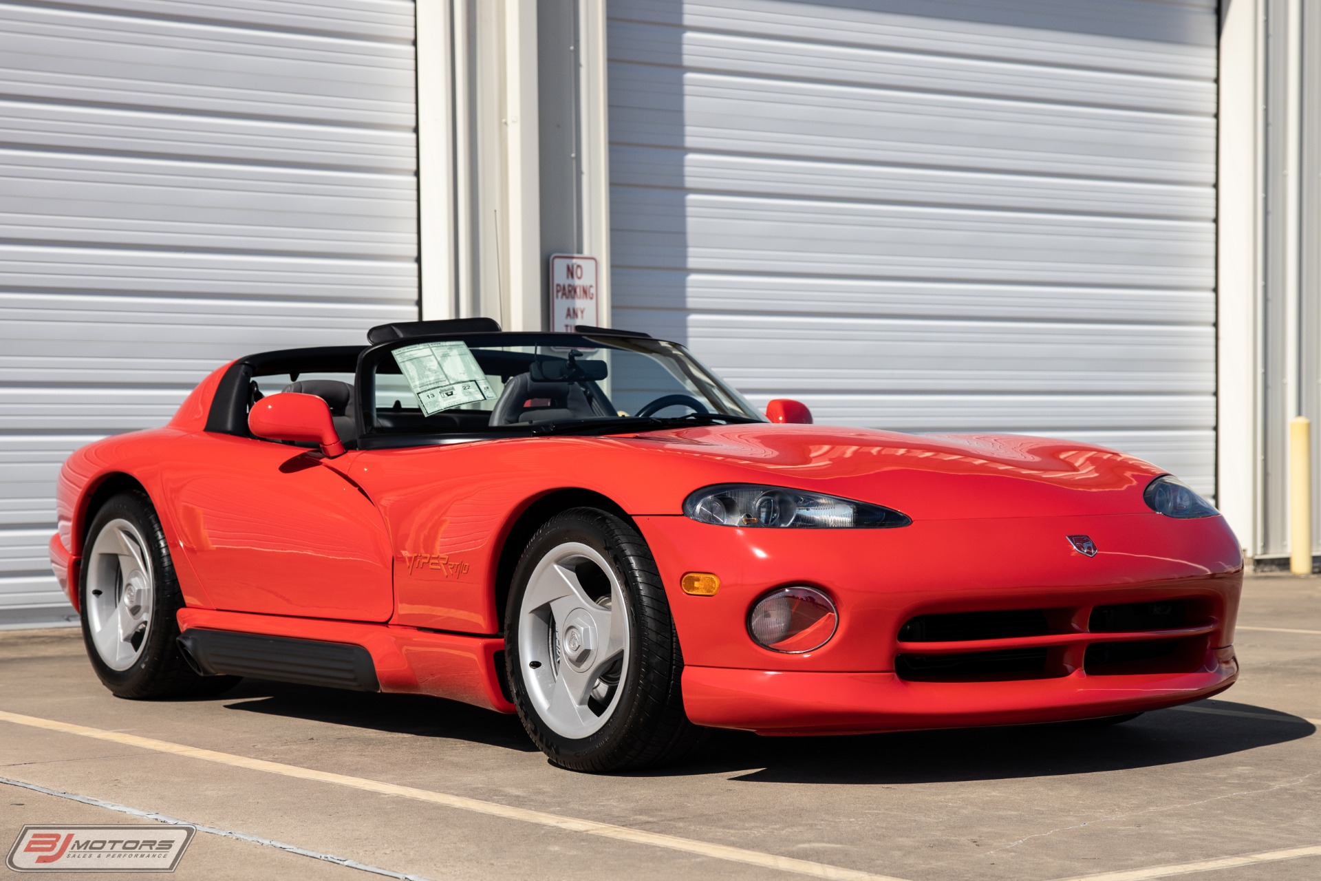 Used-1992-Dodge-Viper-RT/10-with-83-miles