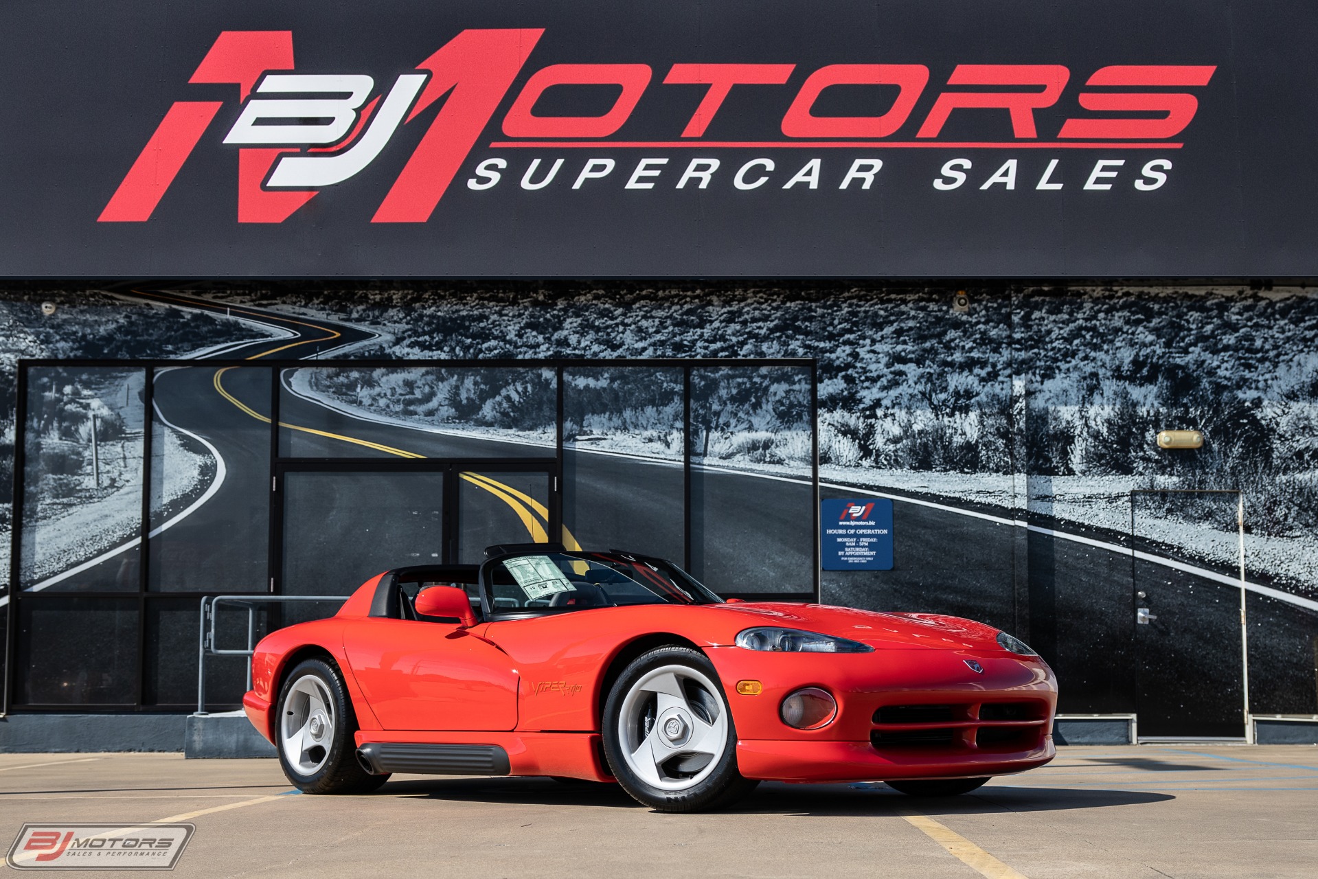 Used-1992-Dodge-Viper-RT/10-with-83-miles