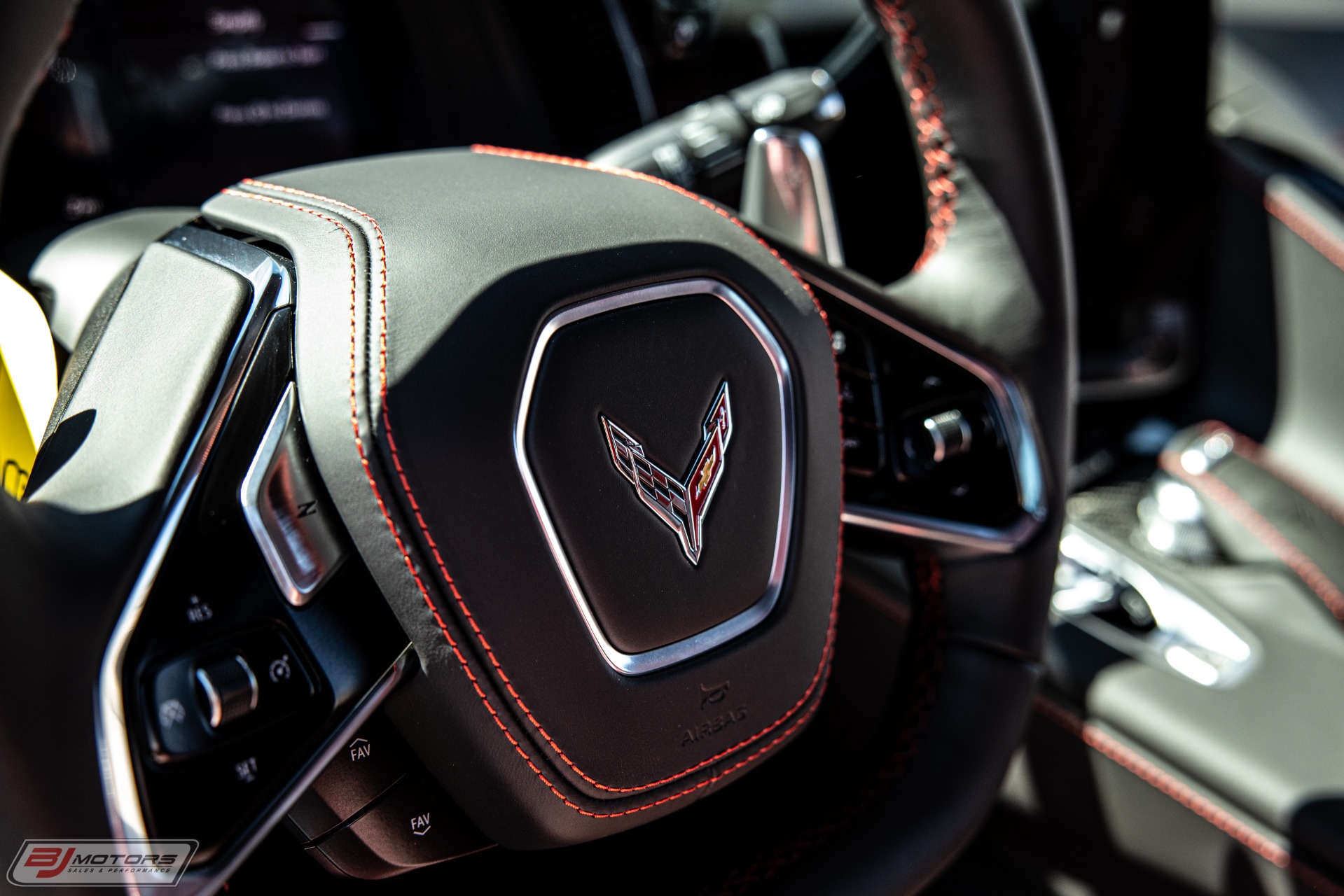 New-2020-Chevrolet-Corvette-Stingray-with-3-miles