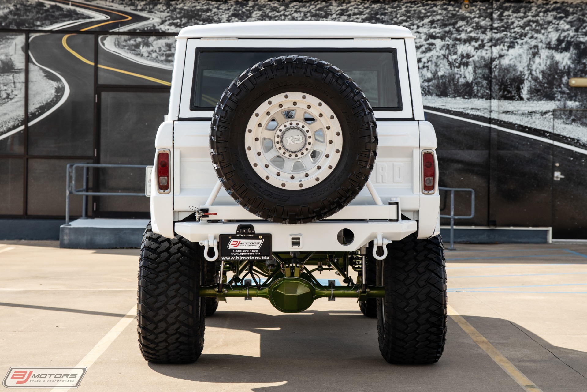 Used-1973-Ford-Bronco-Custom-Resto-Mod