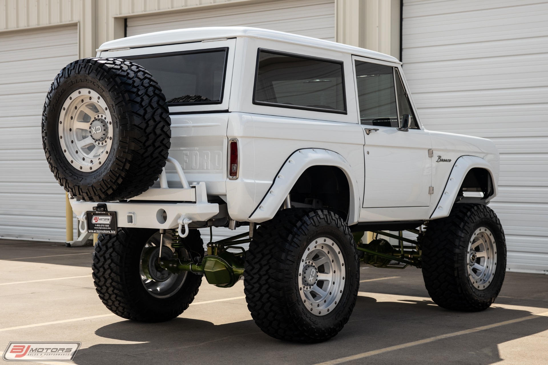 Used-1973-Ford-Bronco-Custom-Resto-Mod