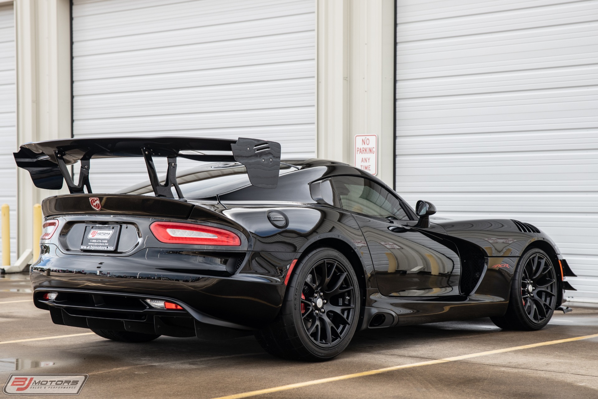 Used-2016-Dodge-Viper-ACR-Extreme