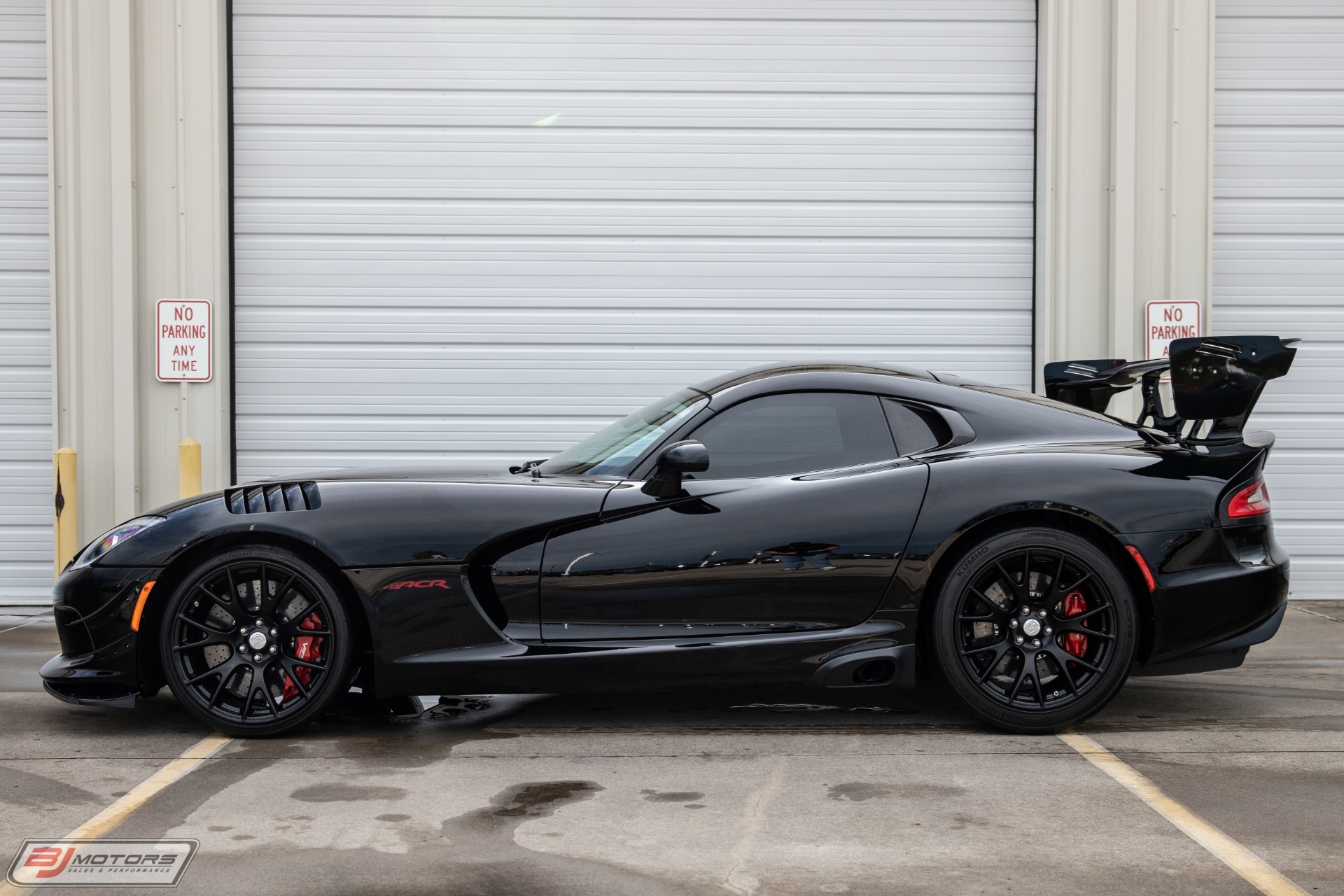 Used-2016-Dodge-Viper-ACR-Extreme