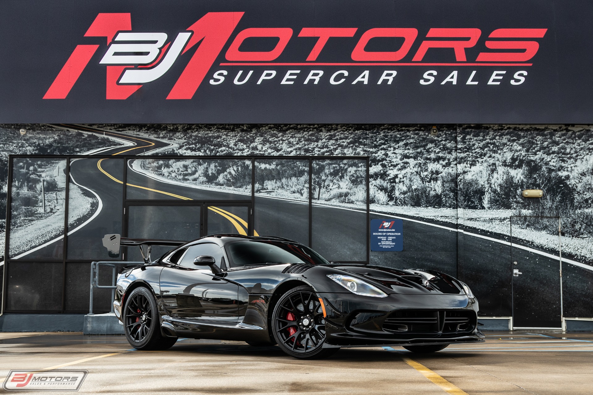 Used-2016-Dodge-Viper-ACR-Extreme