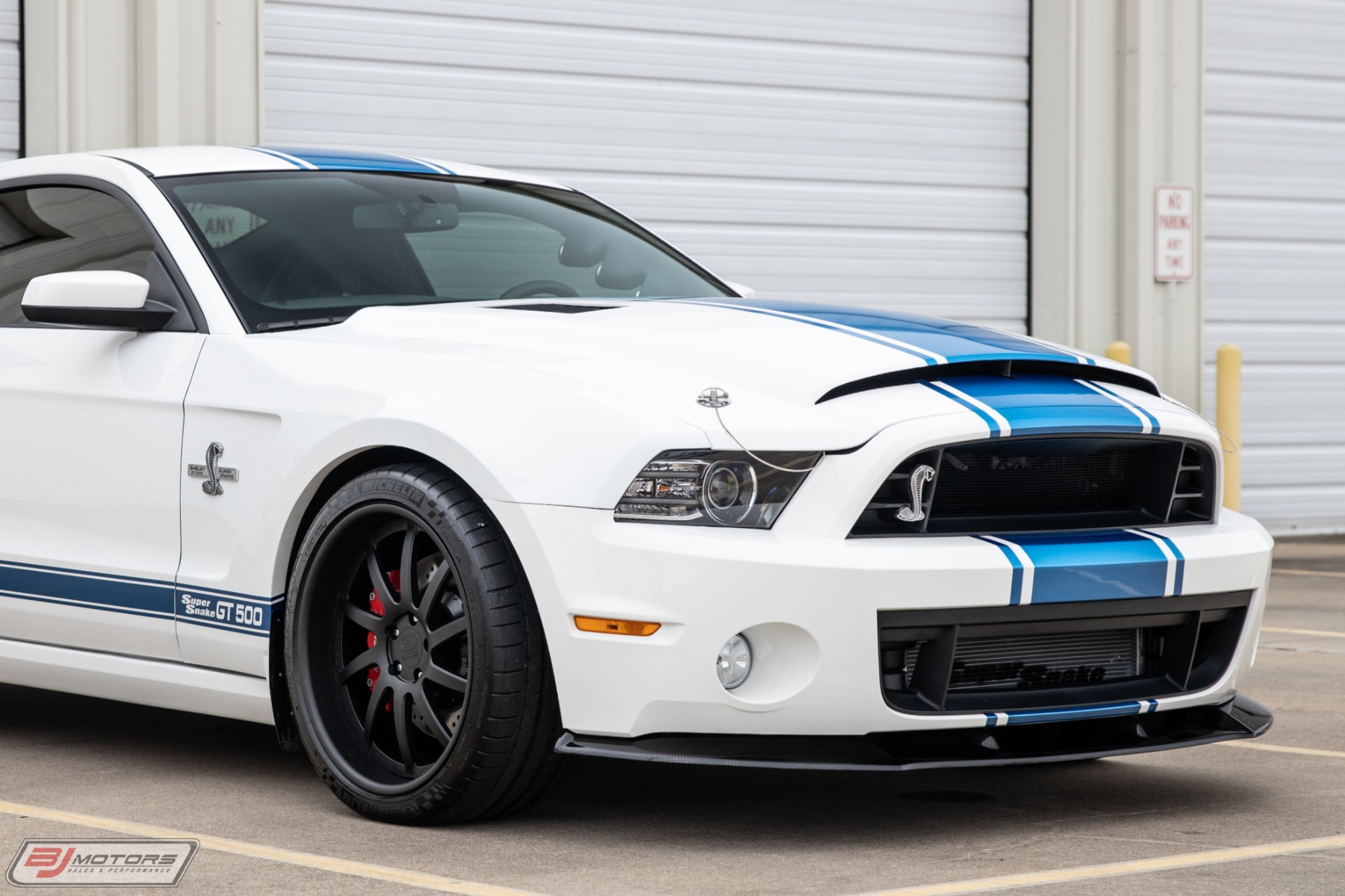 Used-2013-Ford-Mustang-Shelby-GT500-Super-Snake