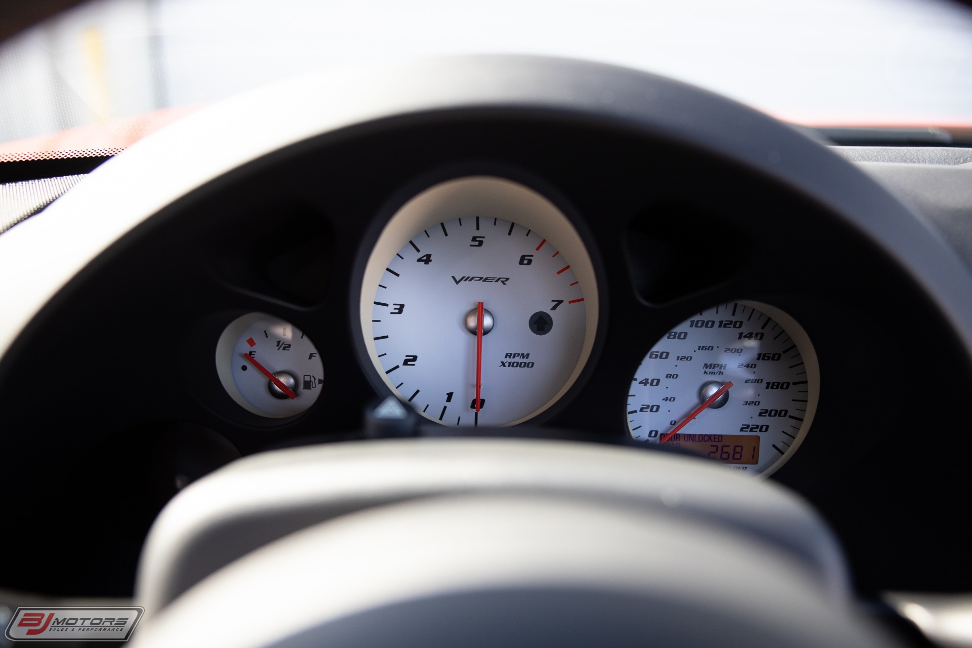 Used-2005-Dodge-Viper-Copperhead-Edition