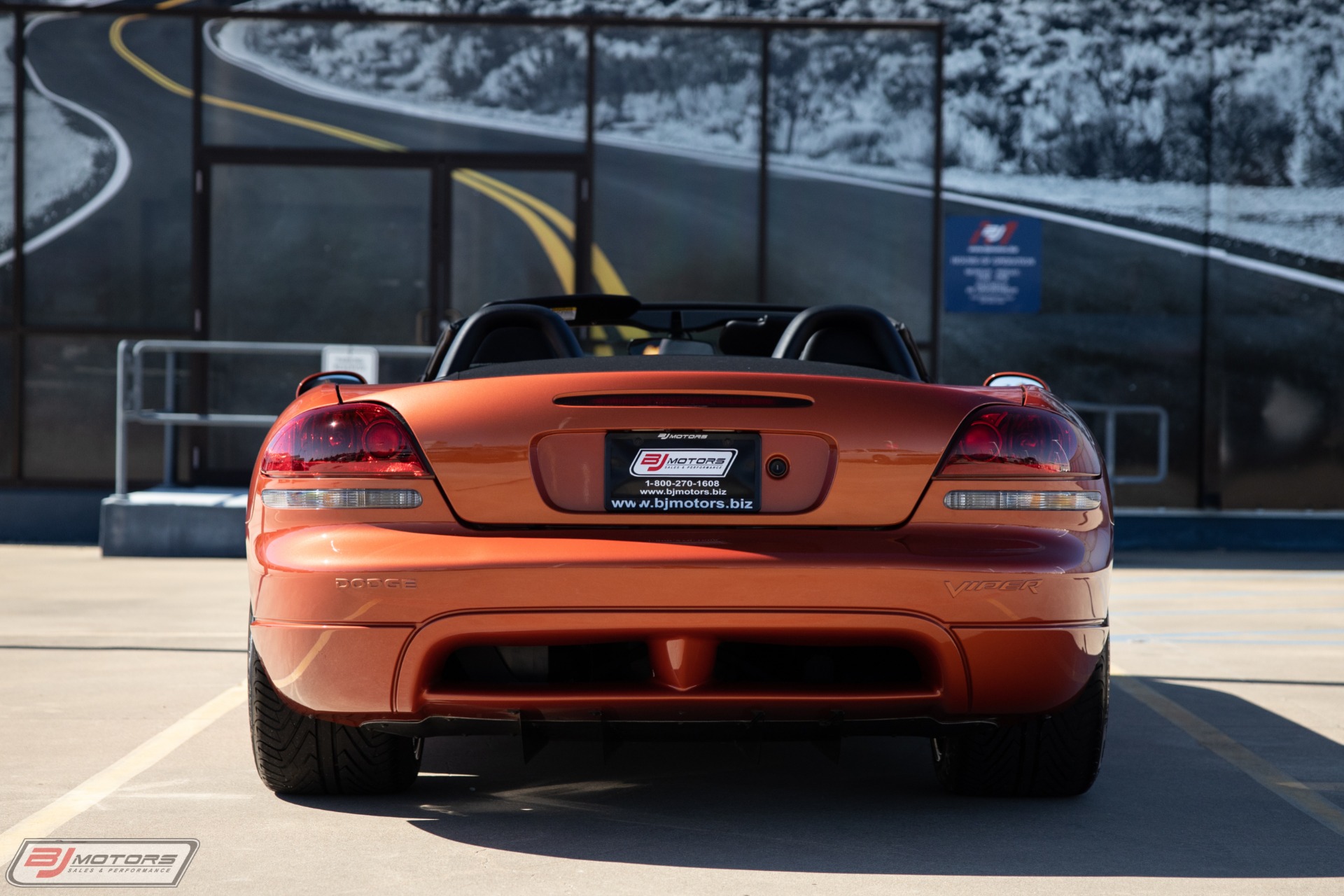 Used-2005-Dodge-Viper-Copperhead-Edition