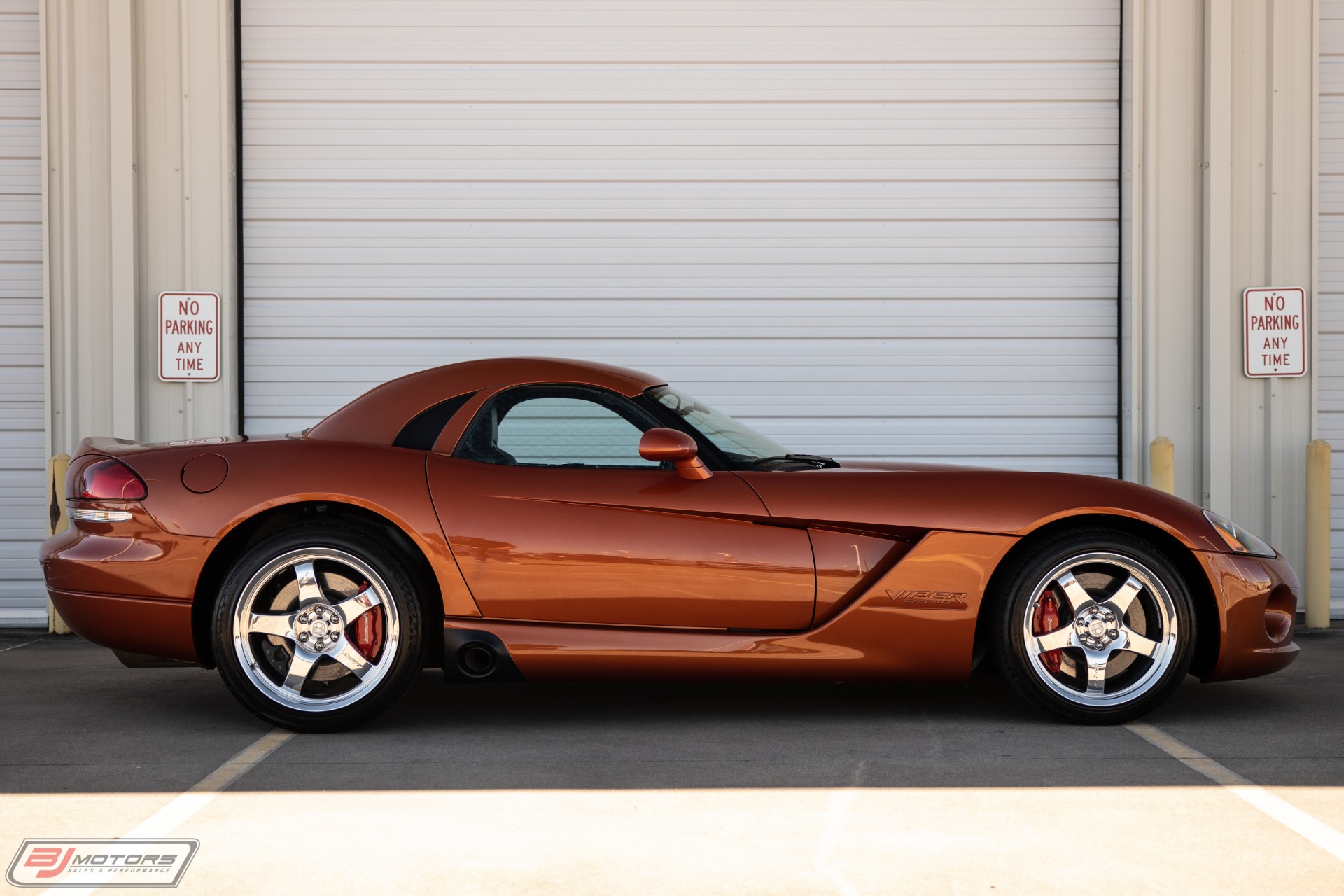 Used-2005-Dodge-Viper-Copperhead-Edition