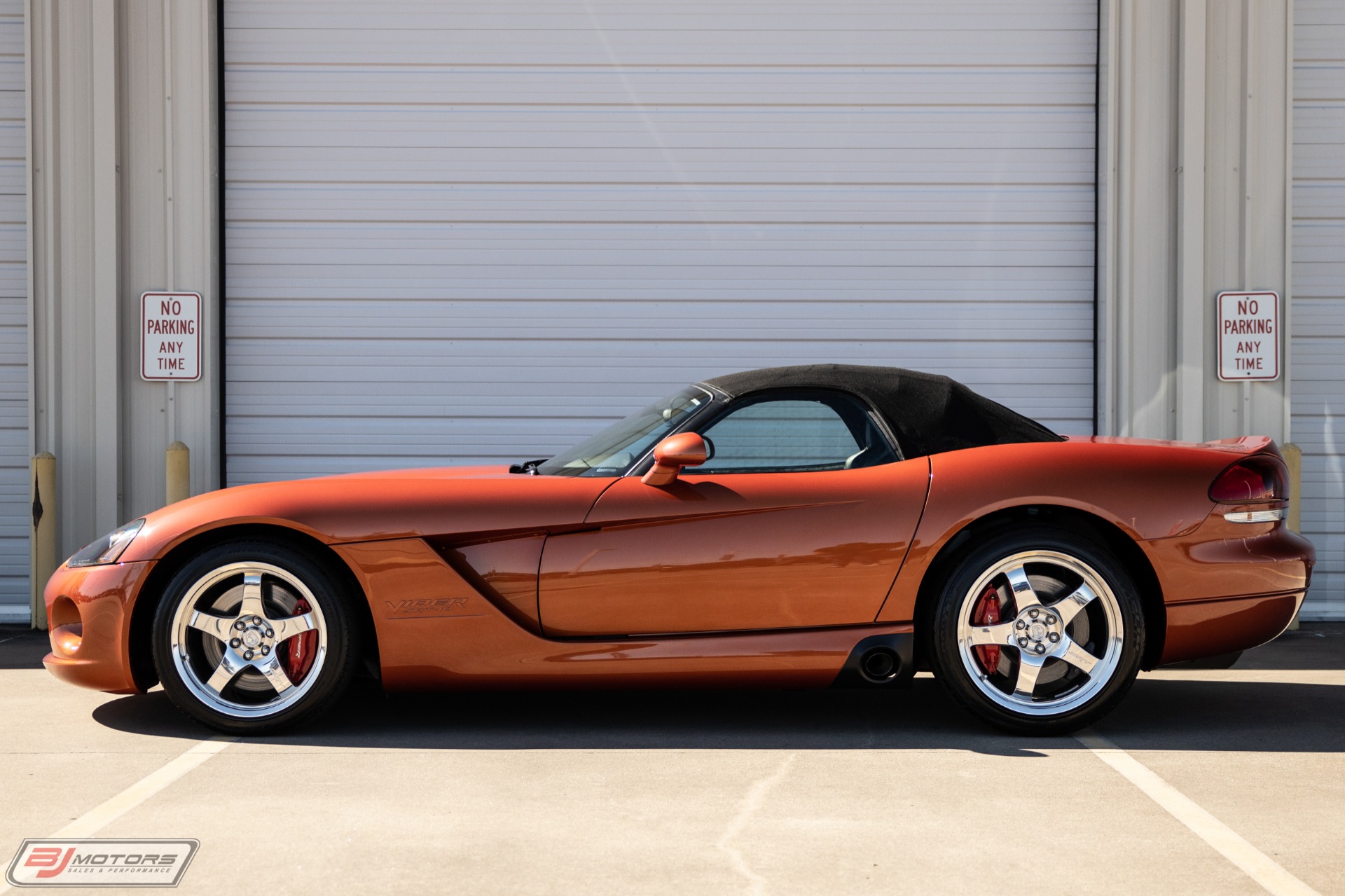 Used-2005-Dodge-Viper-Copperhead-Edition