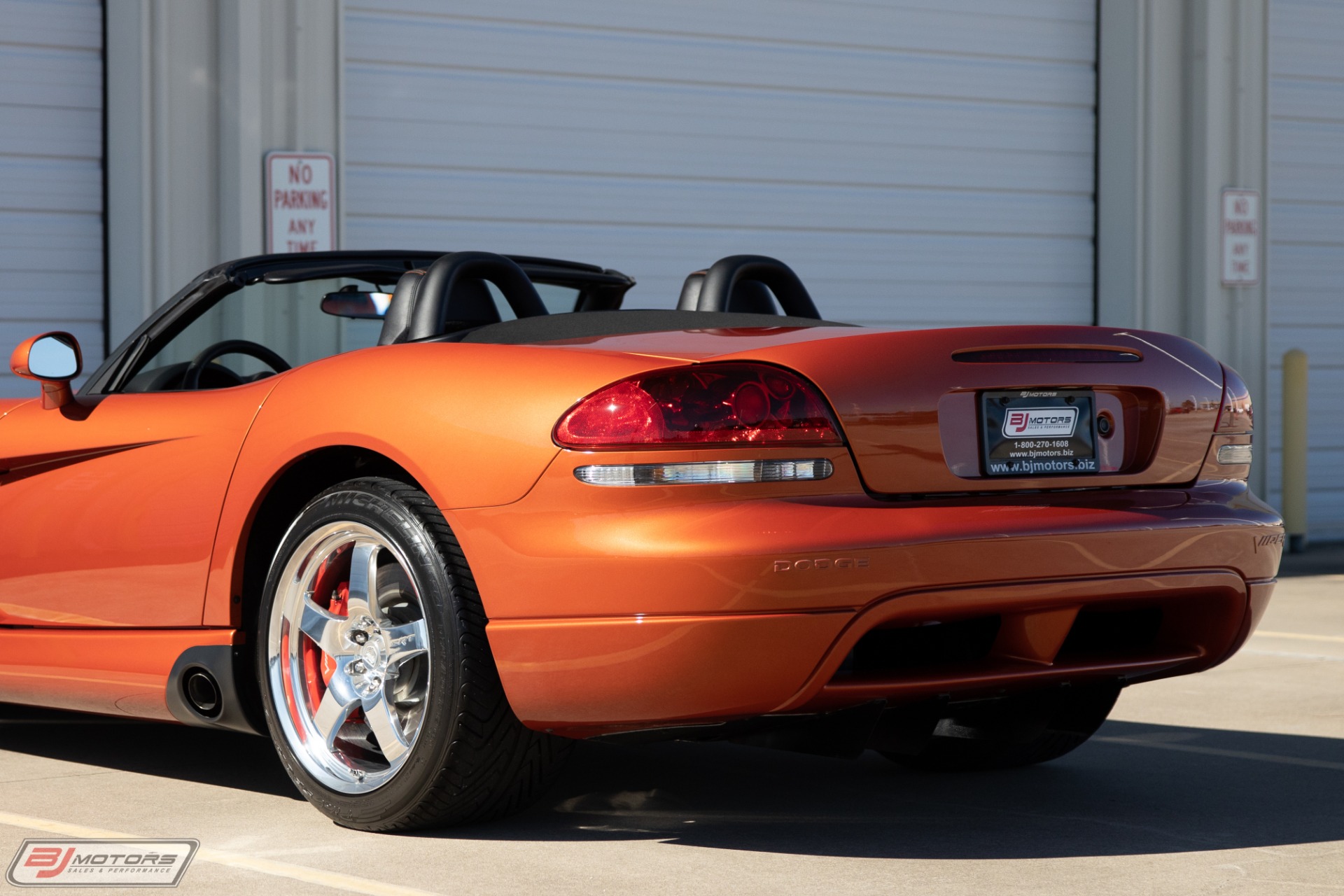 Used-2005-Dodge-Viper-Copperhead-Edition