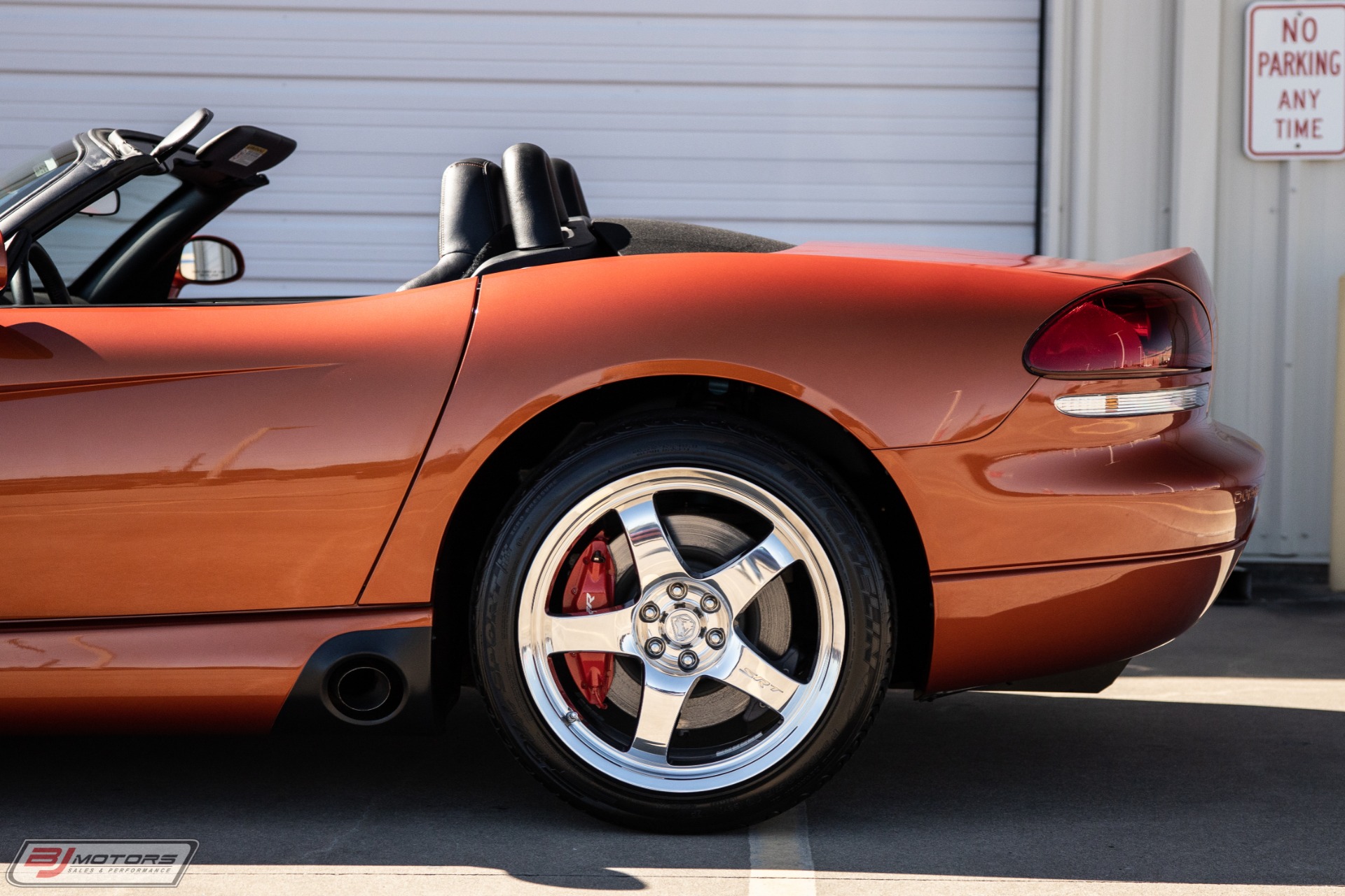 Used-2005-Dodge-Viper-Copperhead-Edition