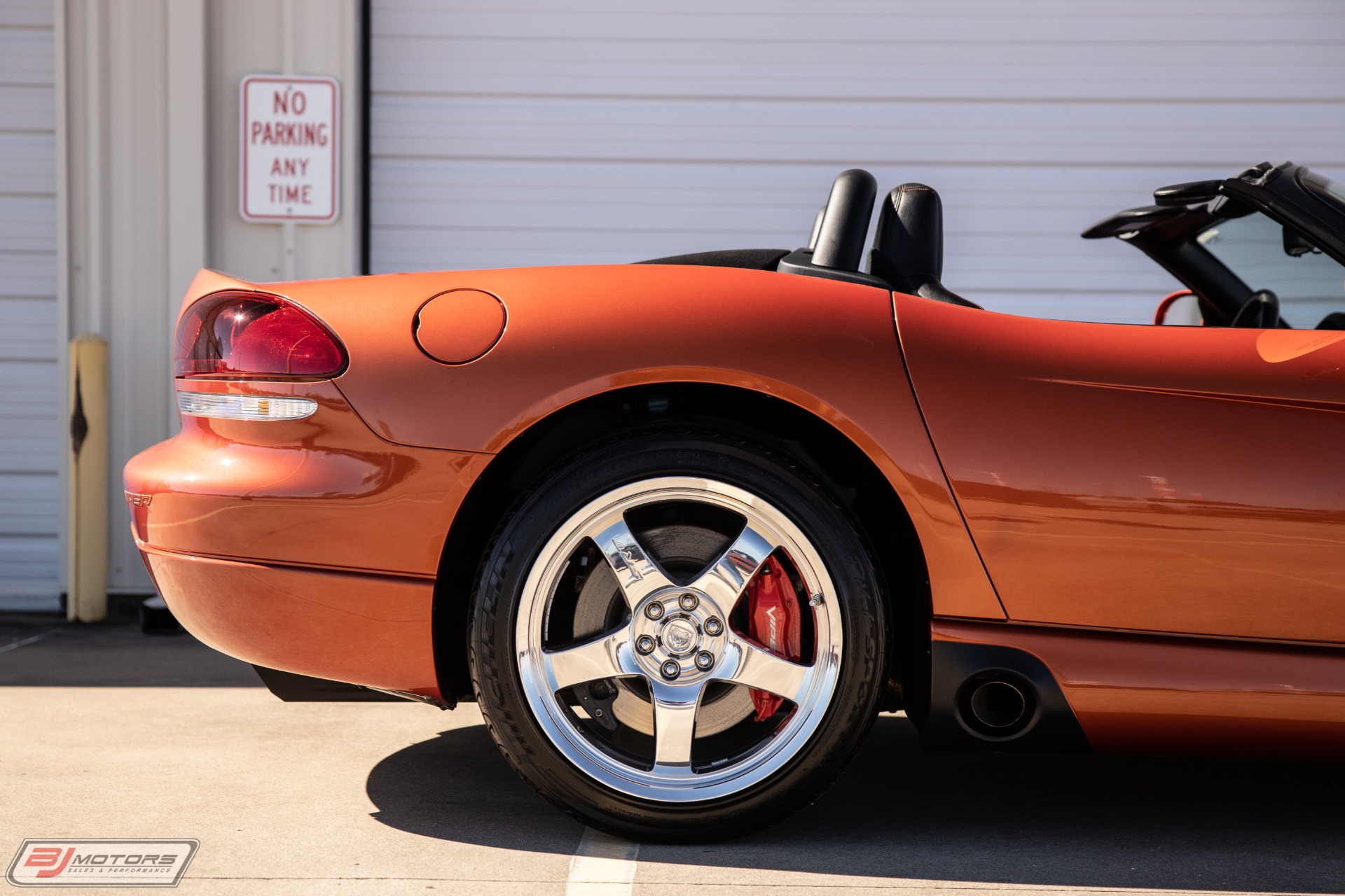 Used-2005-Dodge-Viper-Copperhead-Edition