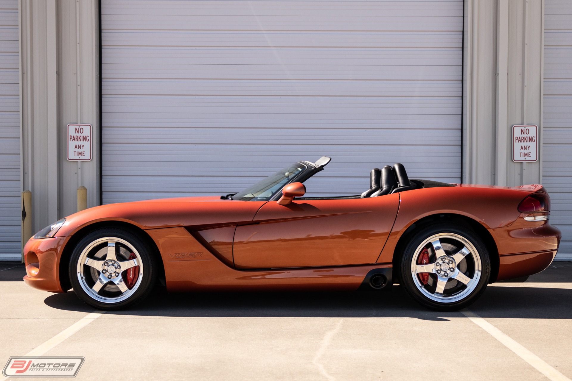 Used-2005-Dodge-Viper-Copperhead-Edition