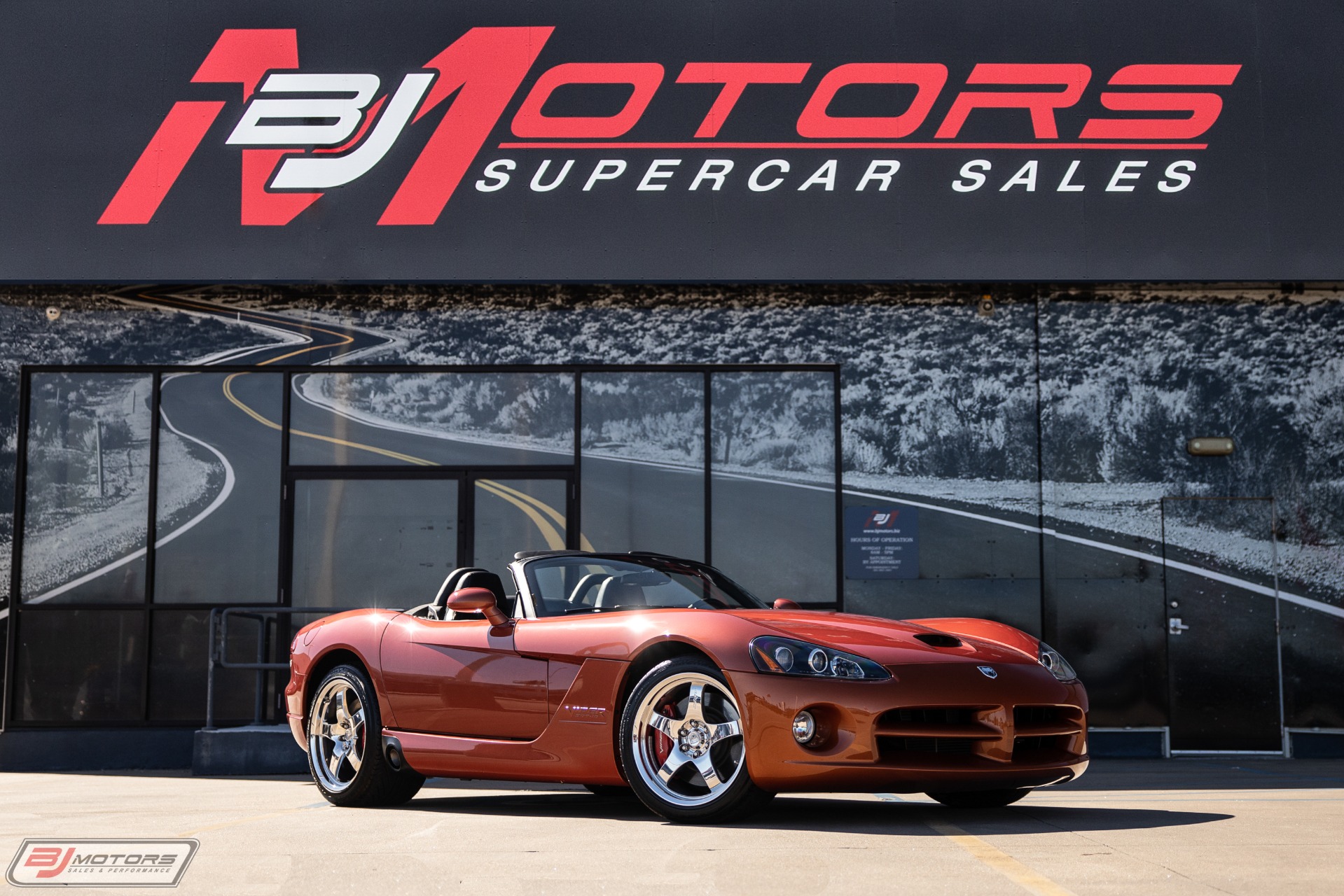 Used-2005-Dodge-Viper-Copperhead-Edition