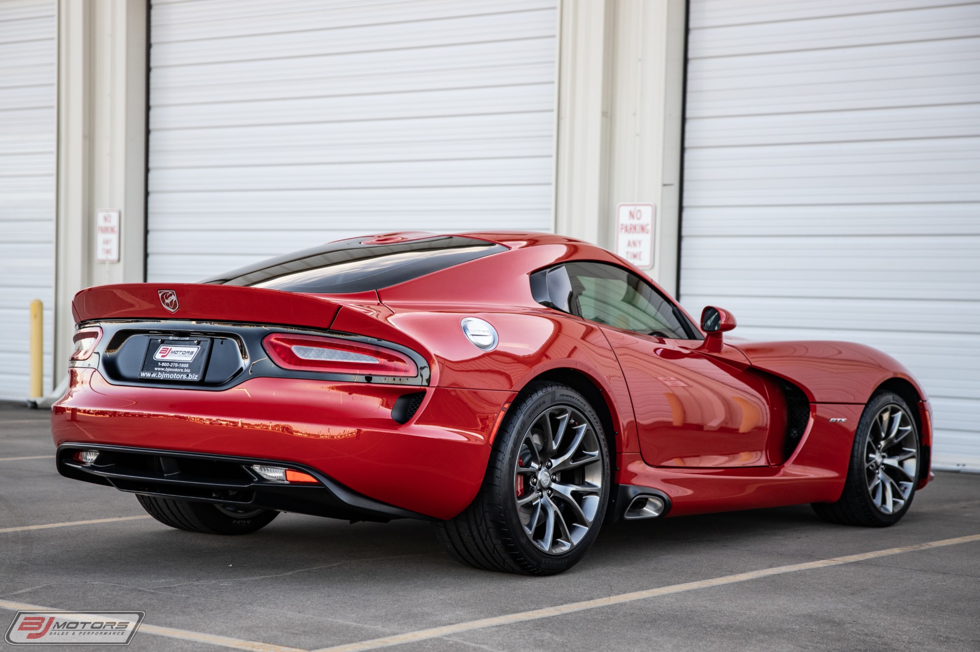 Used-2013-Dodge-Viper-GTS