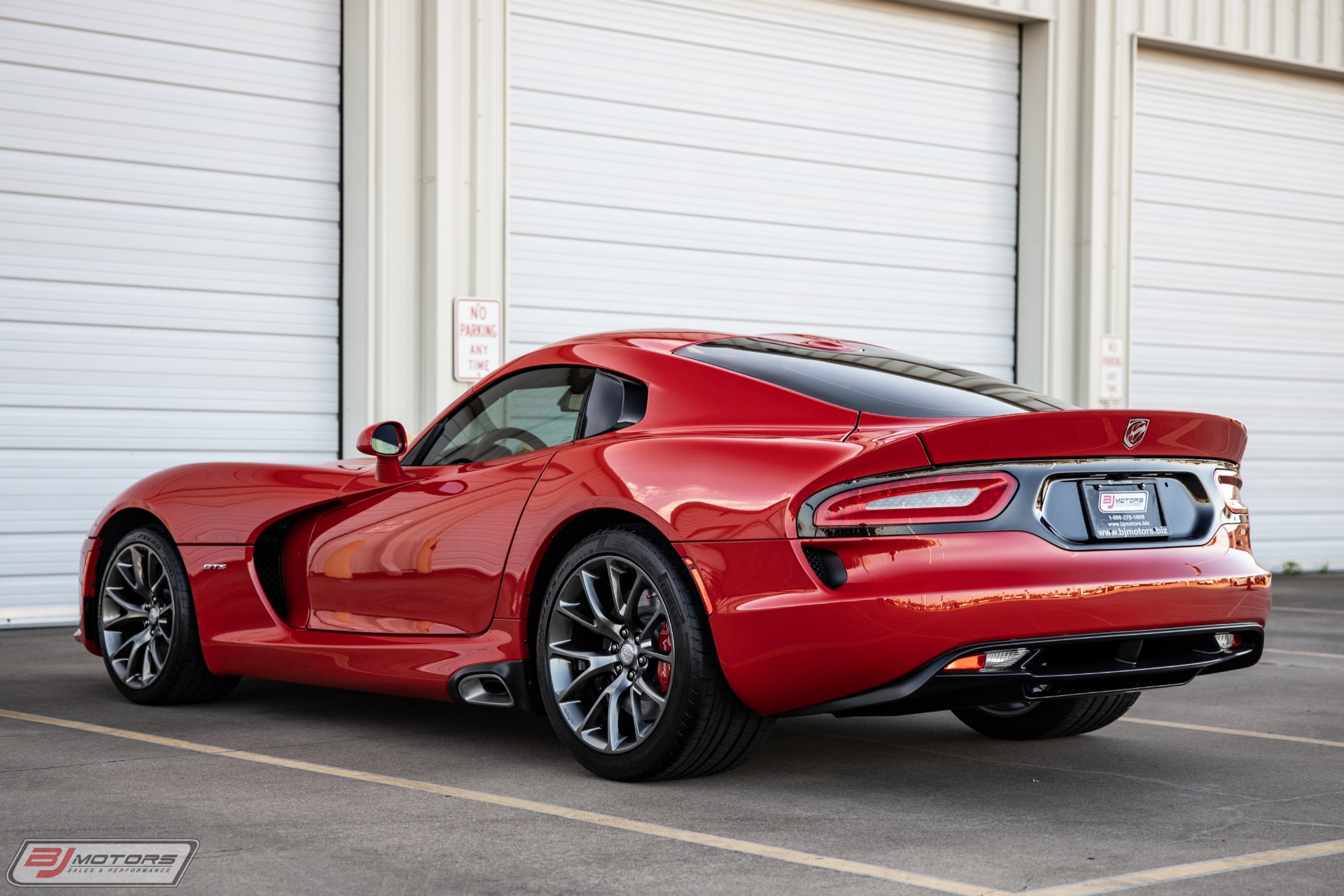 Used-2013-Dodge-Viper-GTS