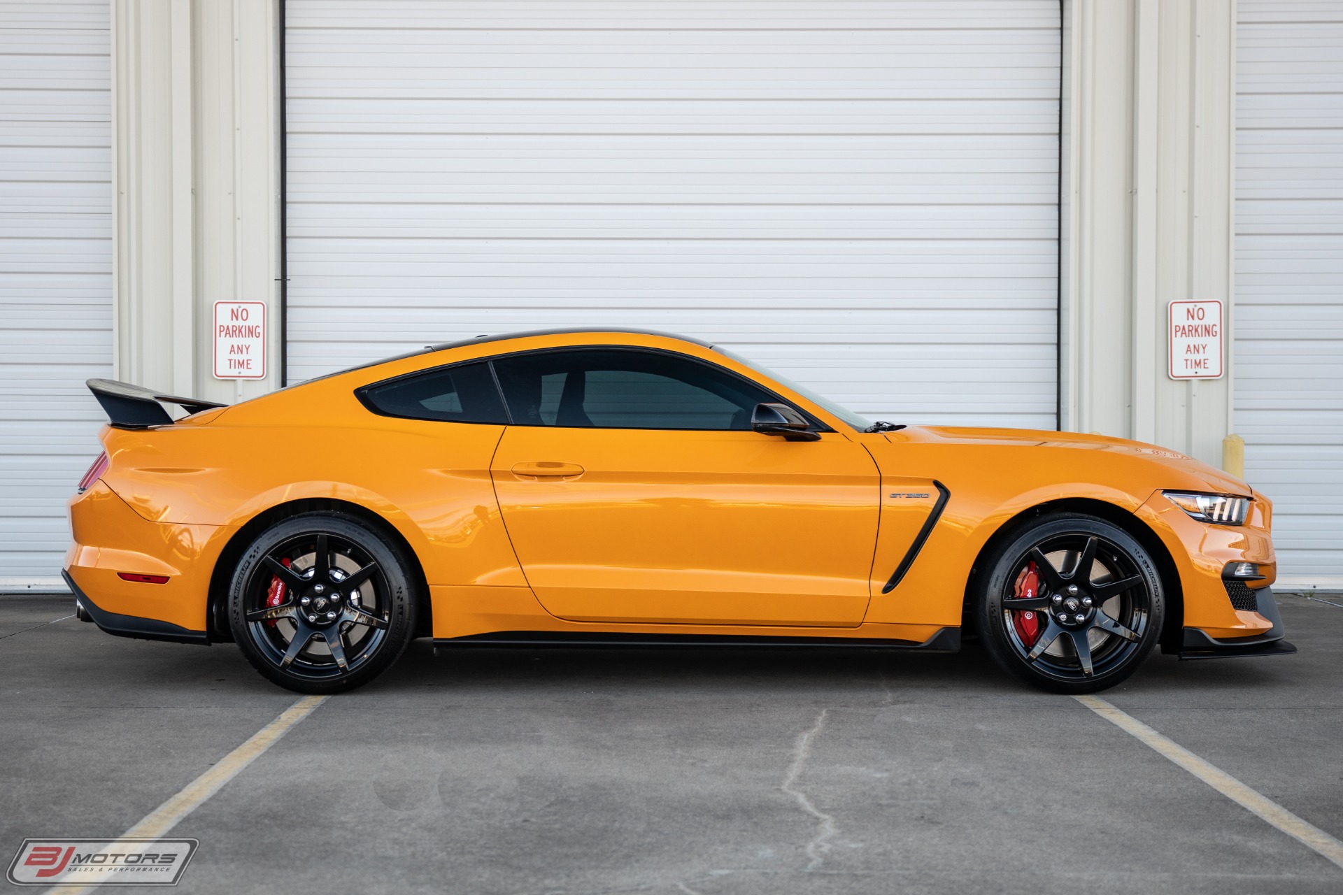 Used-2019-Ford-Mustang-Shelby-GT350R