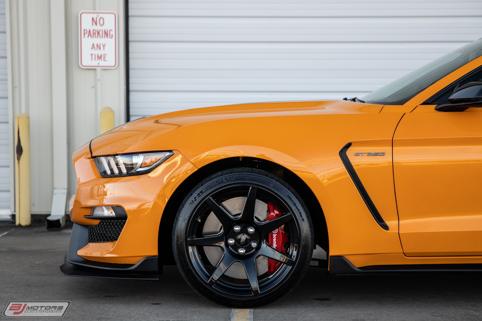 Used-2019-Ford-Mustang-Shelby-GT350R