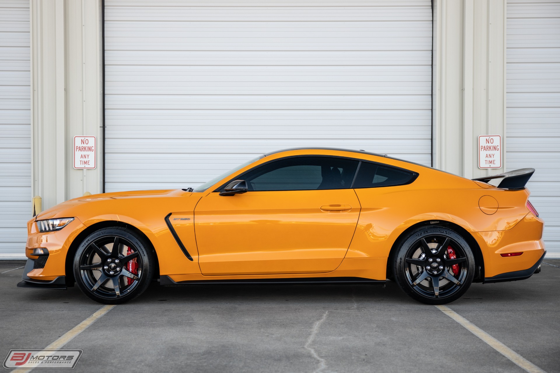 Used-2019-Ford-Mustang-Shelby-GT350R