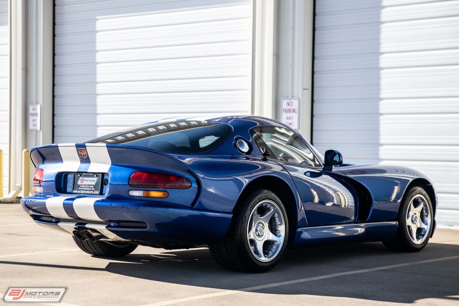 Used-1997-Dodge-Viper-GTS