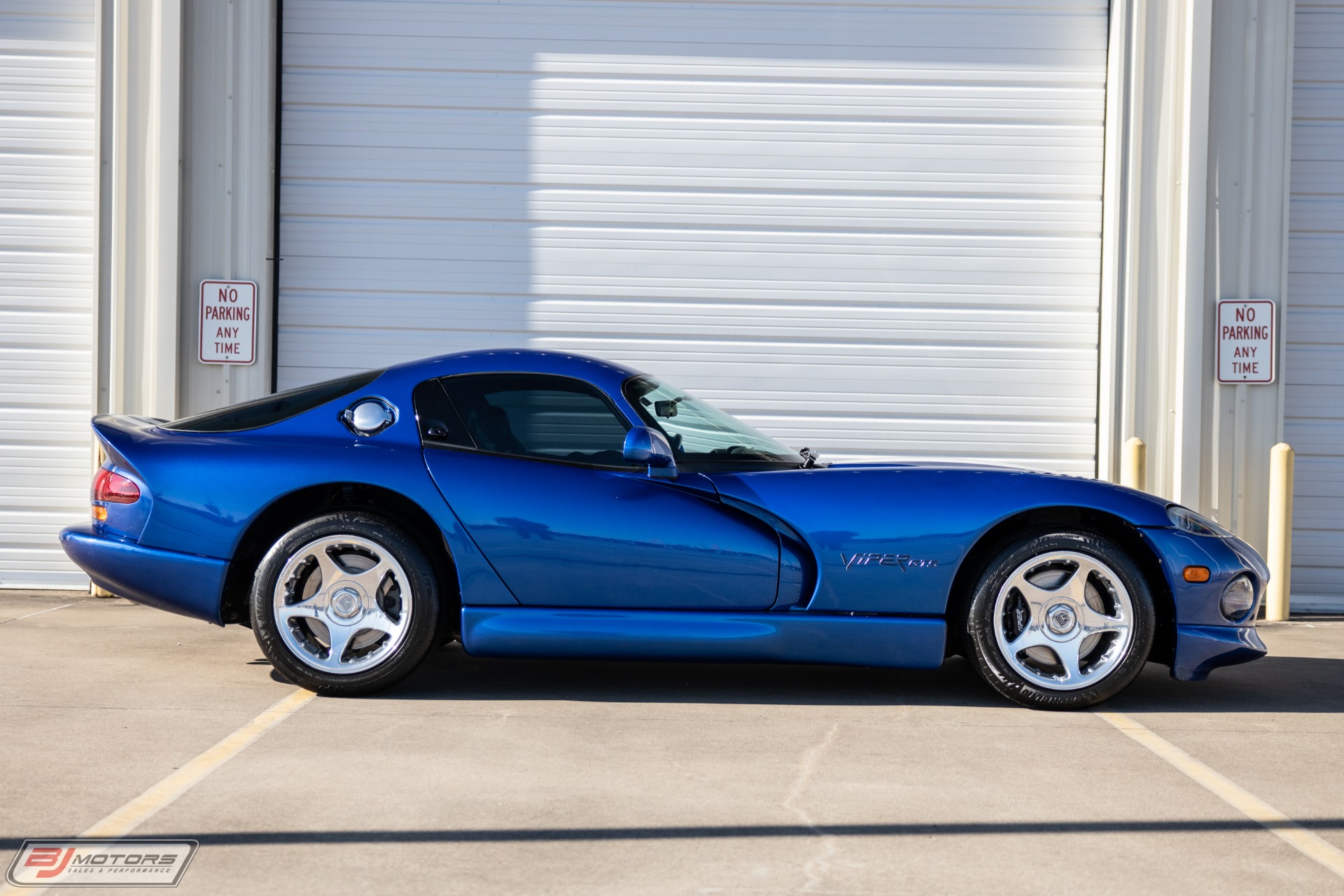 Used-1997-Dodge-Viper-GTS