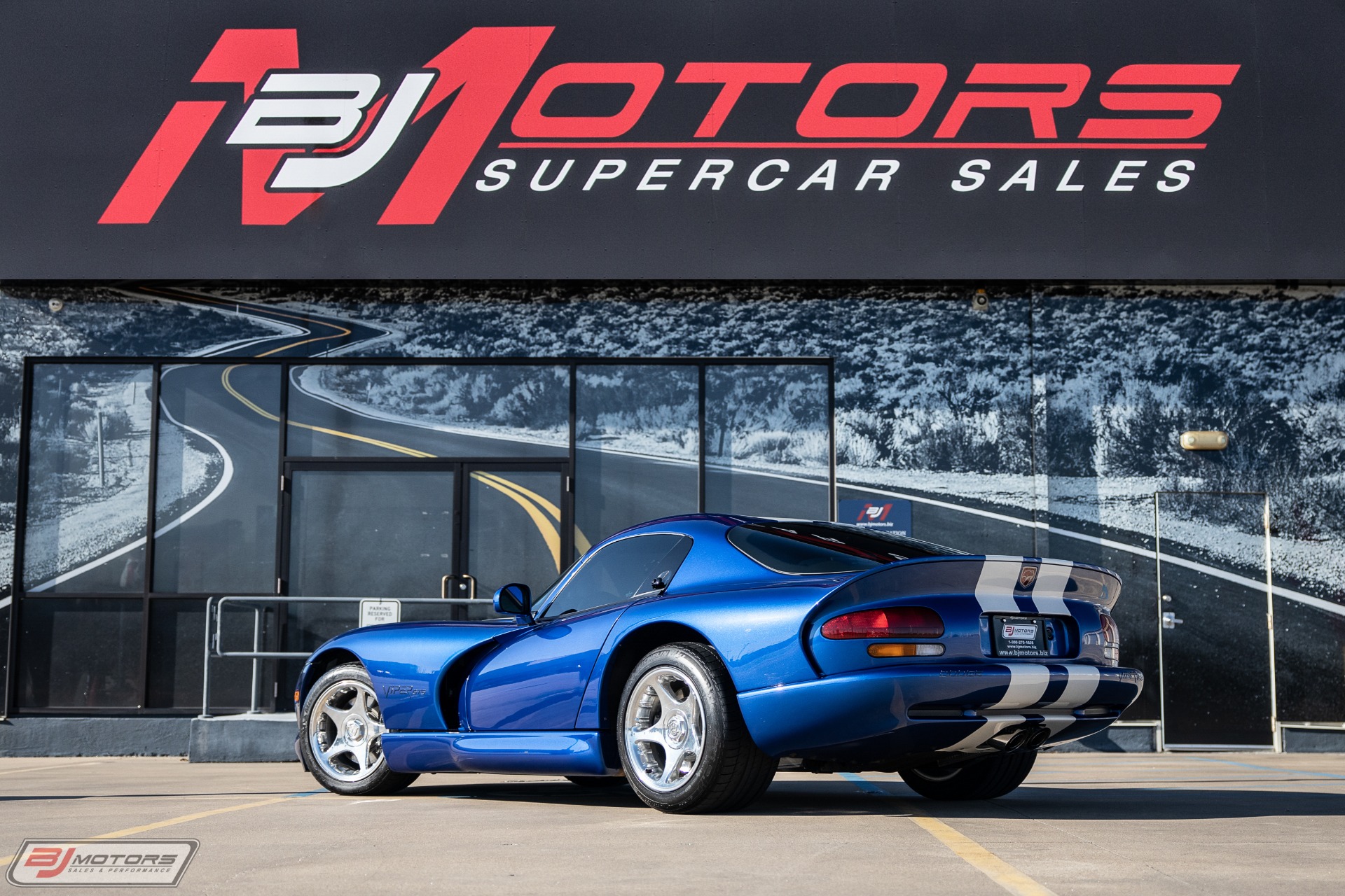 Used-1997-Dodge-Viper-GTS