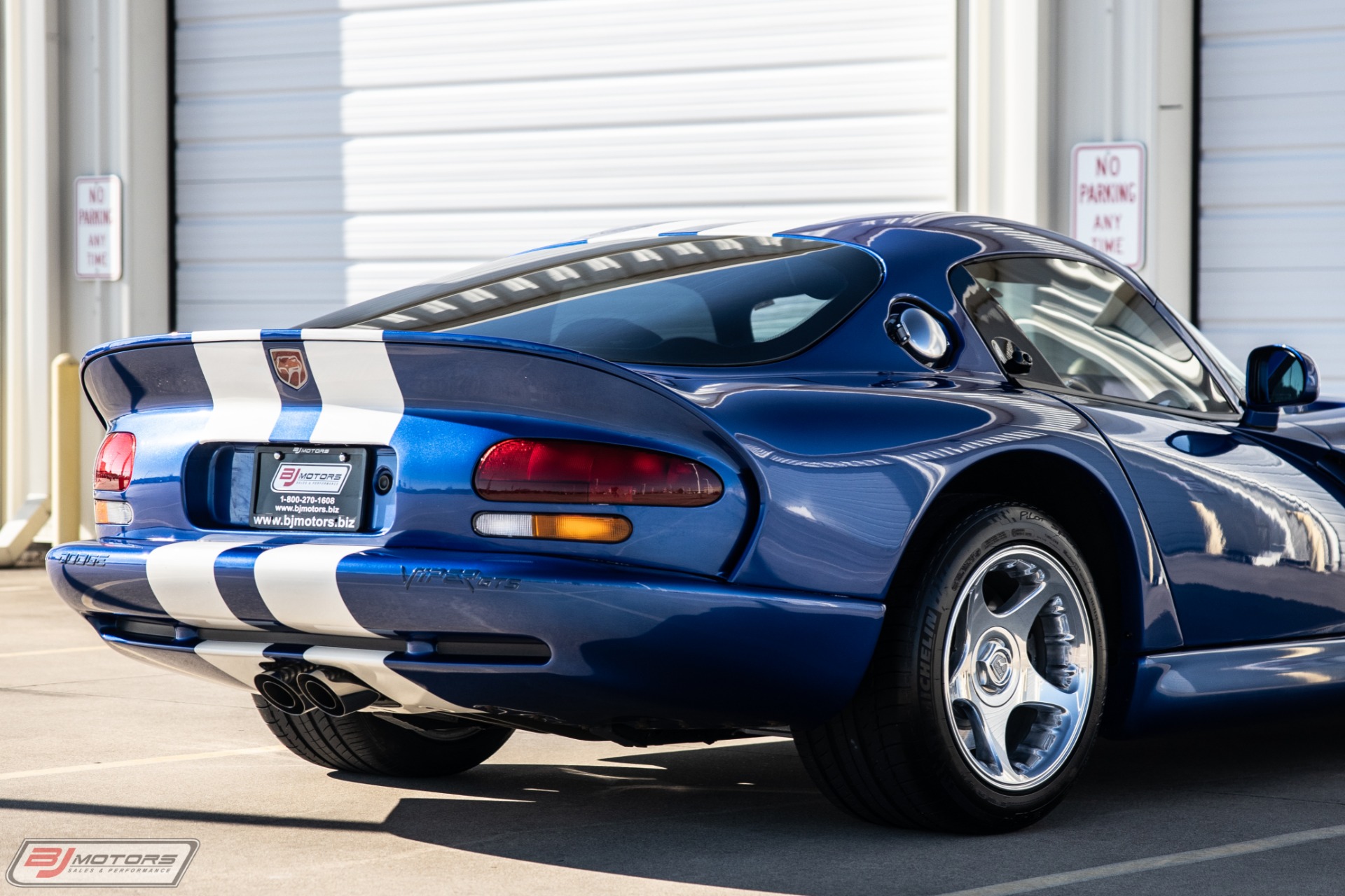 Used-1997-Dodge-Viper-GTS