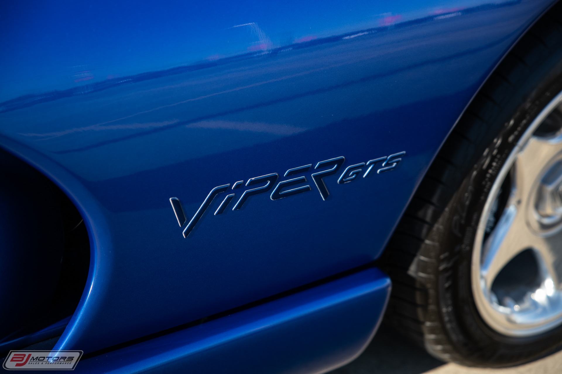 Used-1997-Dodge-Viper-GTS